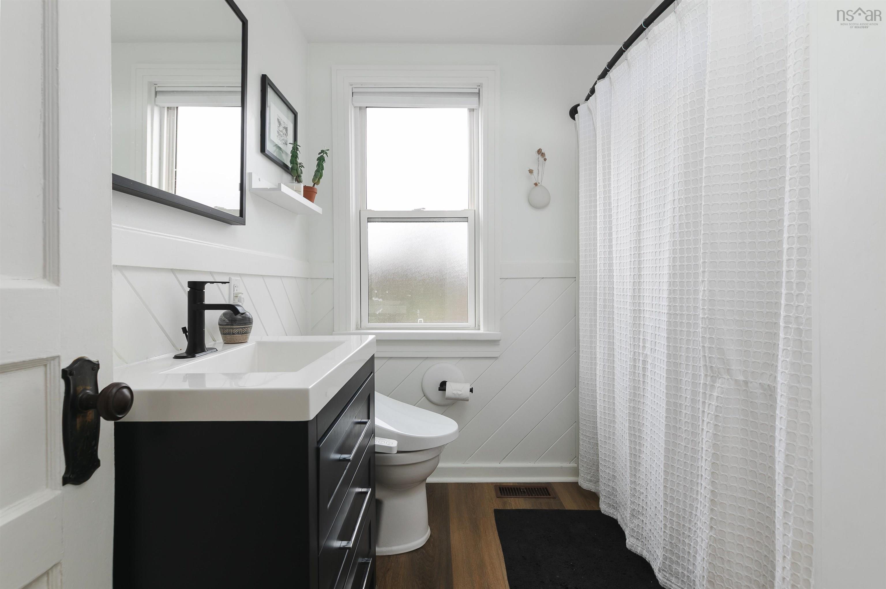 52 Victoria Road, Dartmouth, NS (MLS 202527356)