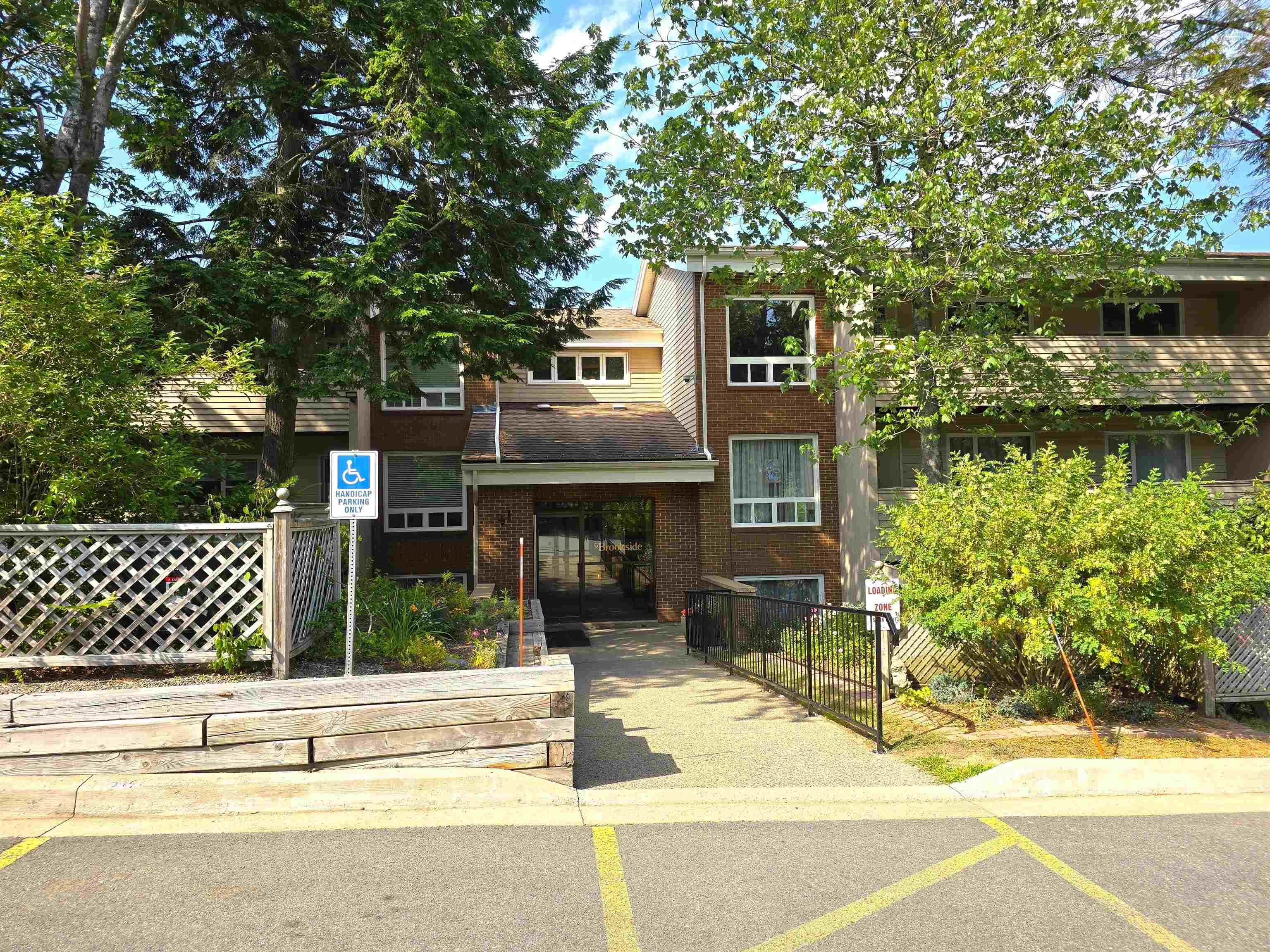 208 41 Moirs Mill Road, Bedford, NS (MLS® 202527371)