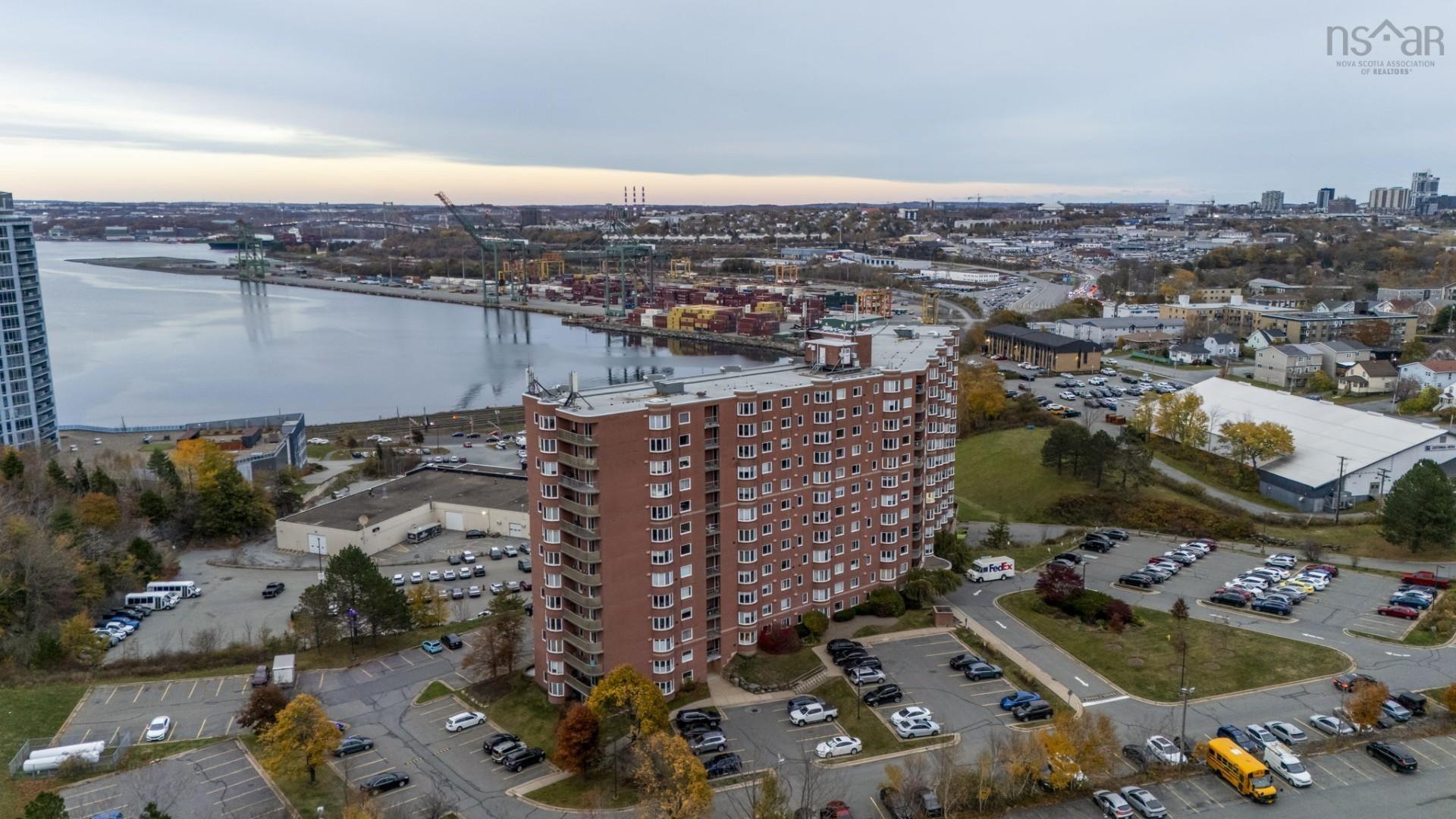 821 45 Vimy Avenue, Halifax, NS (MLS 202527383)