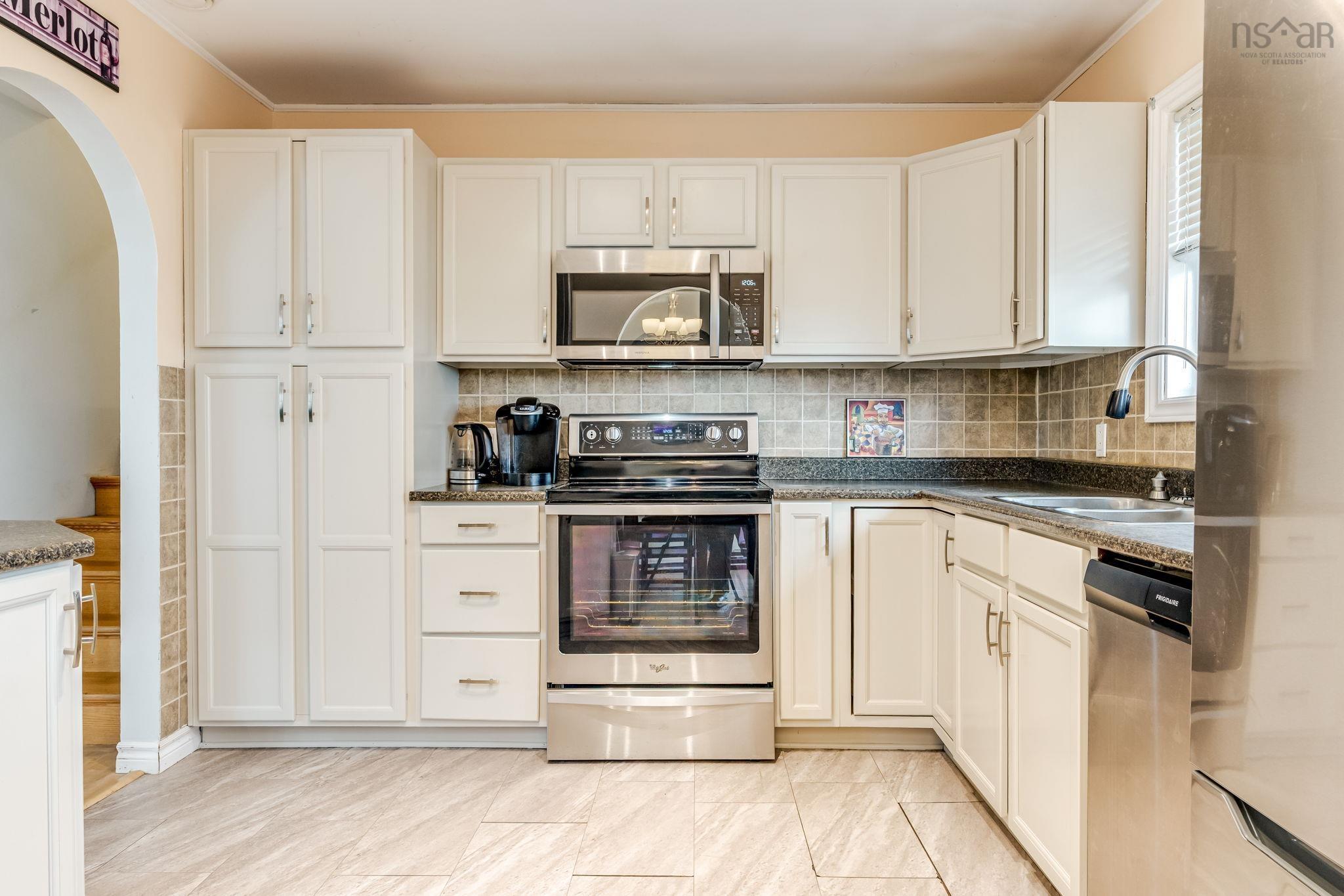 21 Wamphray Crescent, Dartmouth, NS (MLS 202527384)