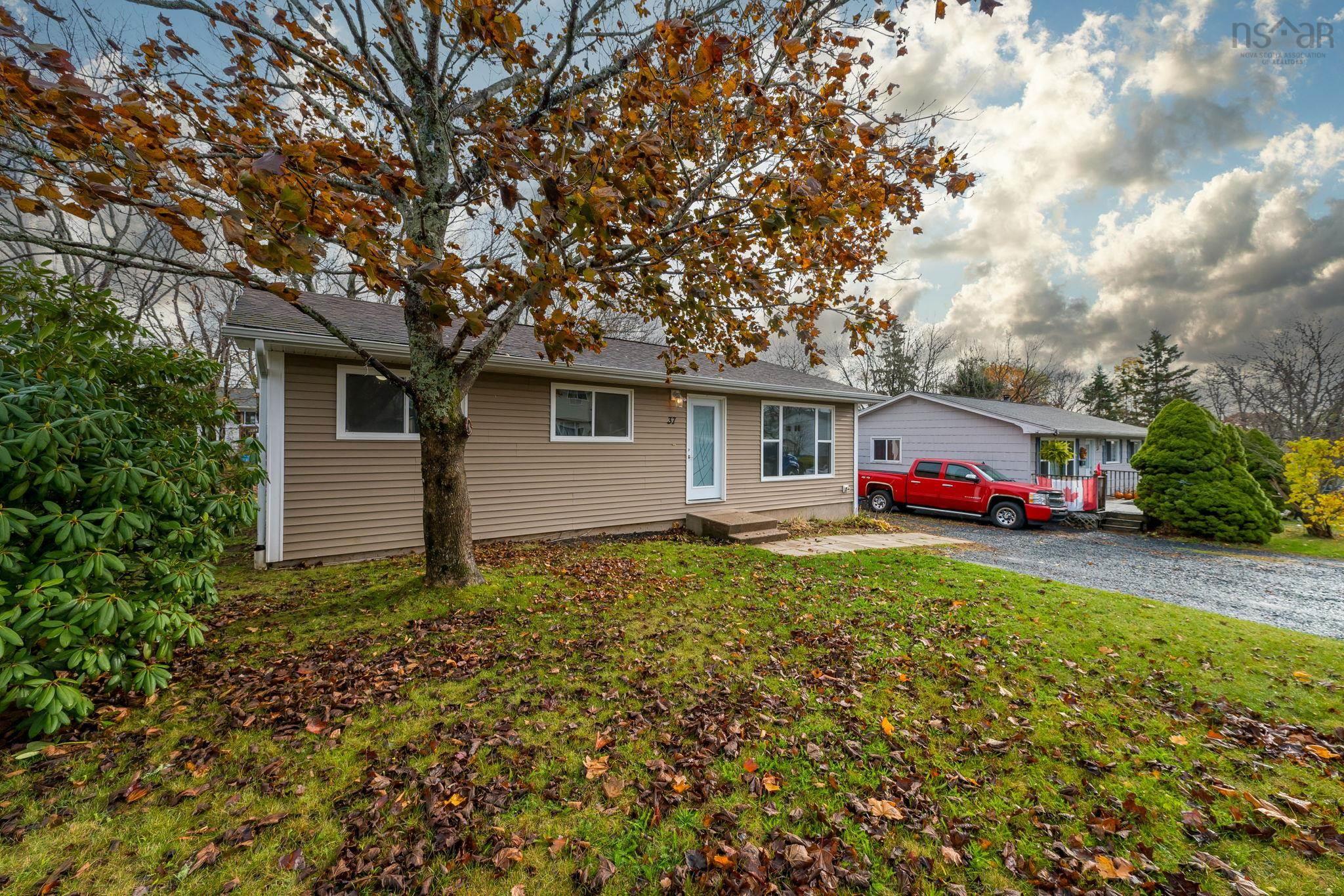37 Kipling Drive, Lower Sackville, NS (MLS 202527404)