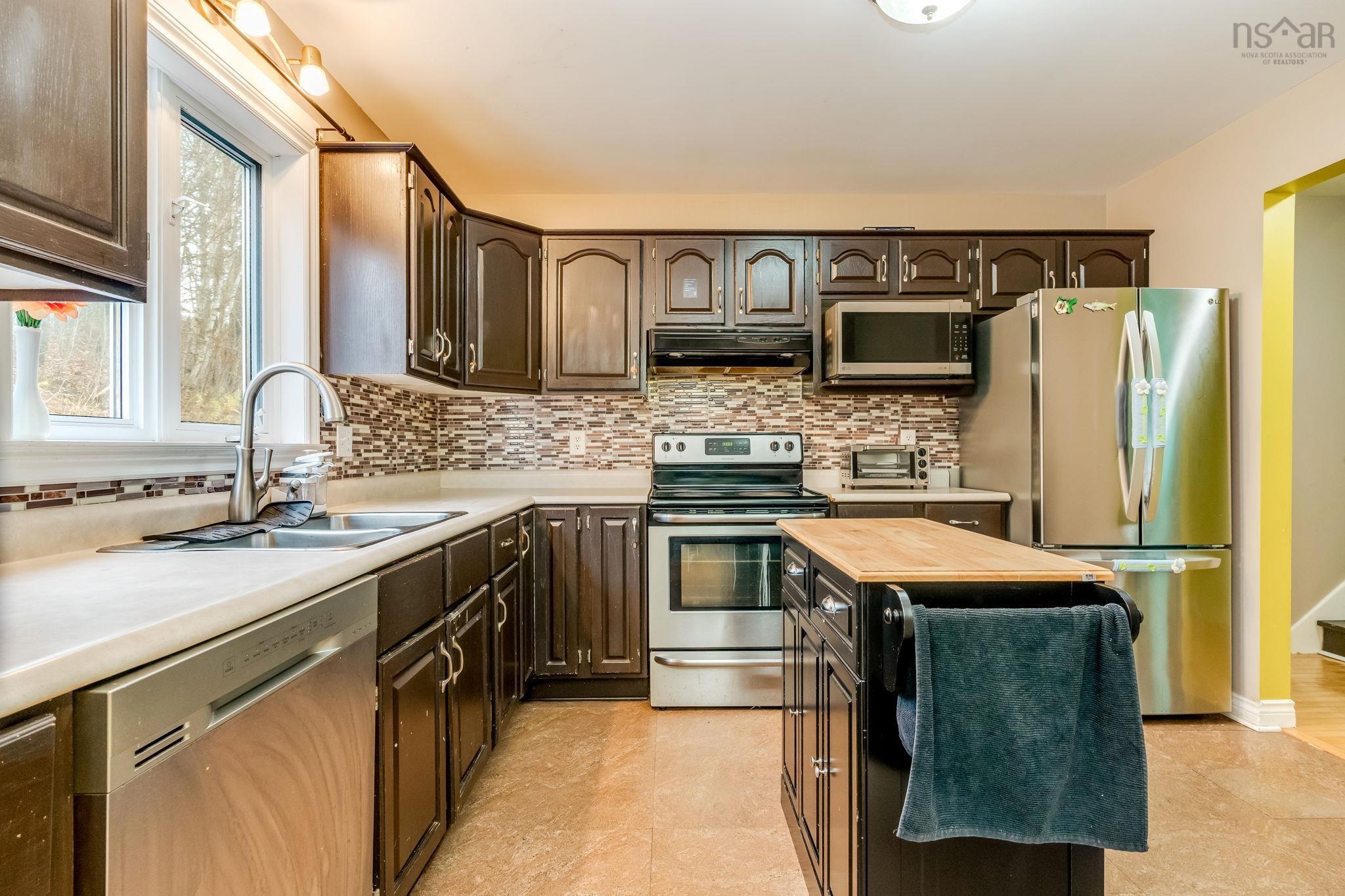 20 Albany Terrace, Cole Harbour, NS (MLS 202527407)