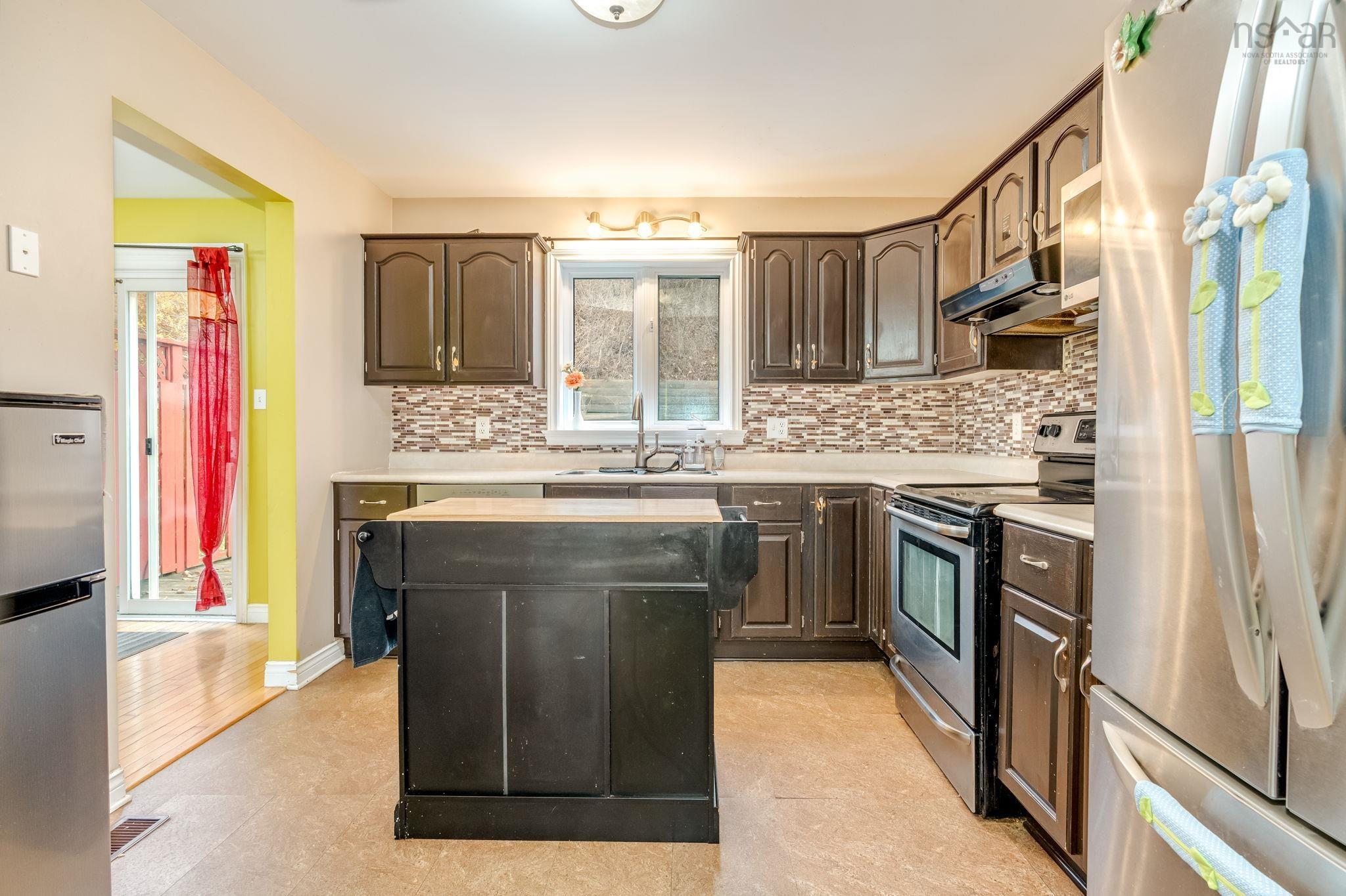 20 Albany Terrace, Cole Harbour, NS (MLS 202527407)