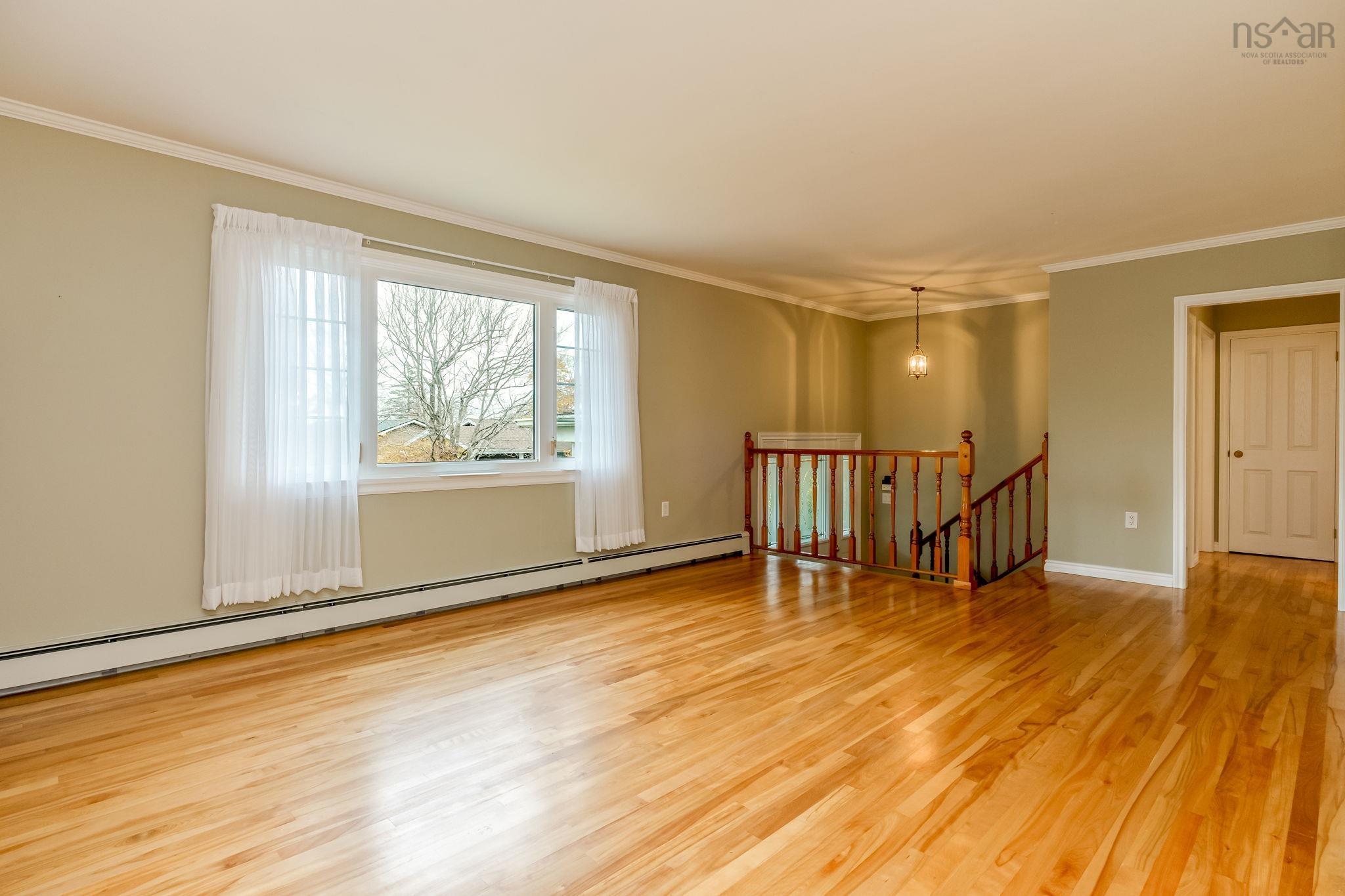 51 Woodward Crescent, Halifax, NS (MLS 202527422)