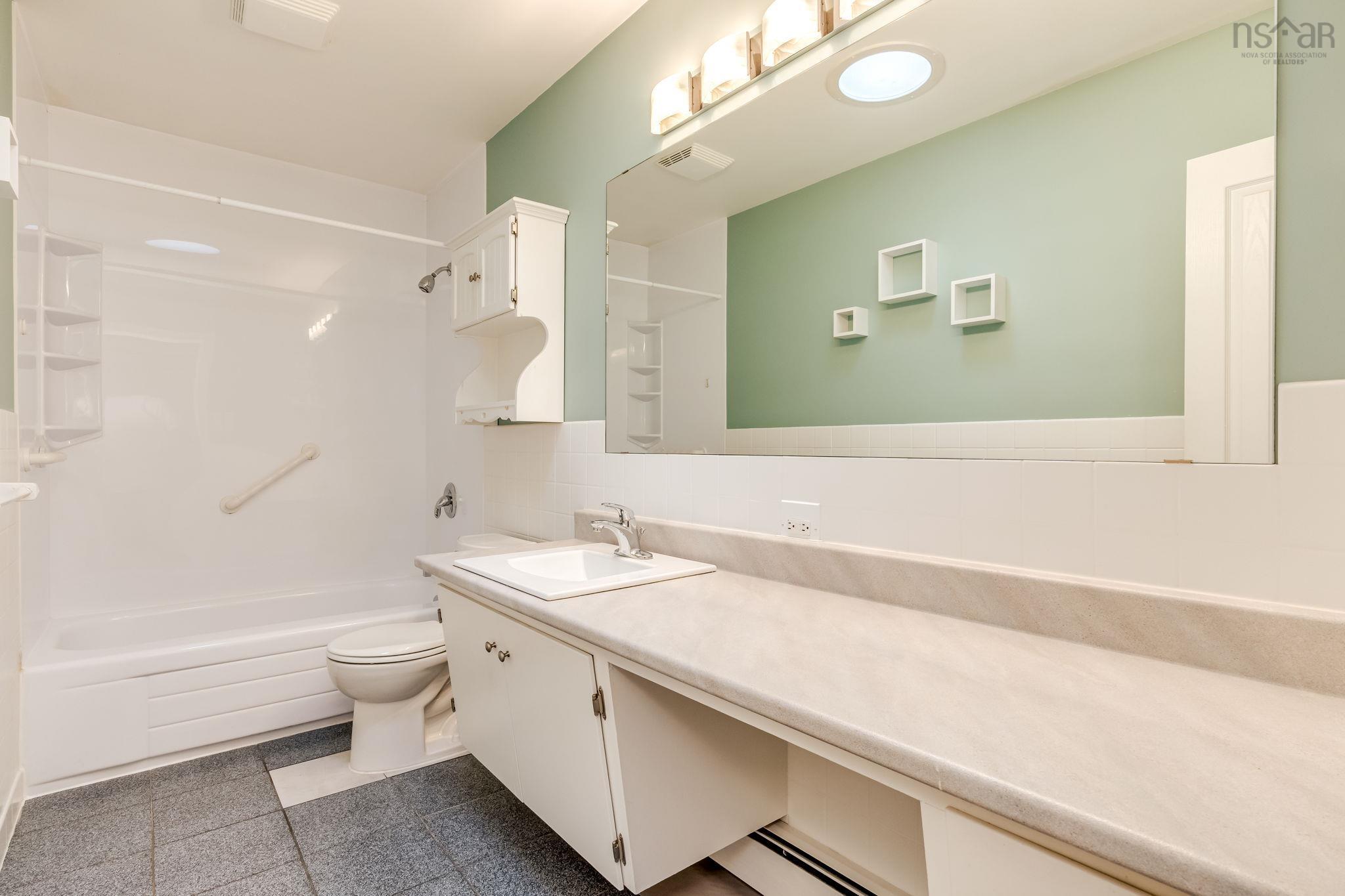 51 Woodward Crescent, Halifax, NS (MLS 202527422)