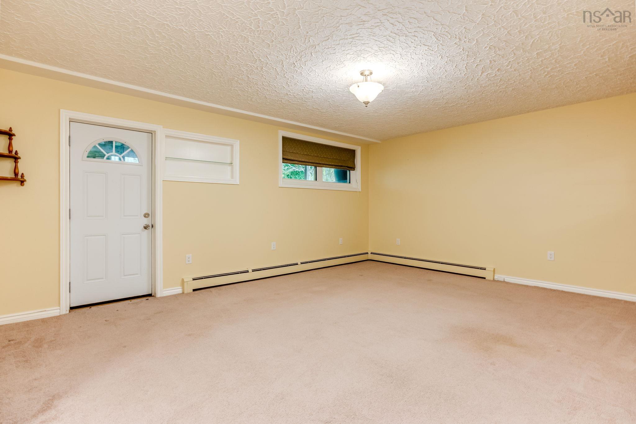 51 Woodward Crescent, Halifax, NS (MLS 202527422)