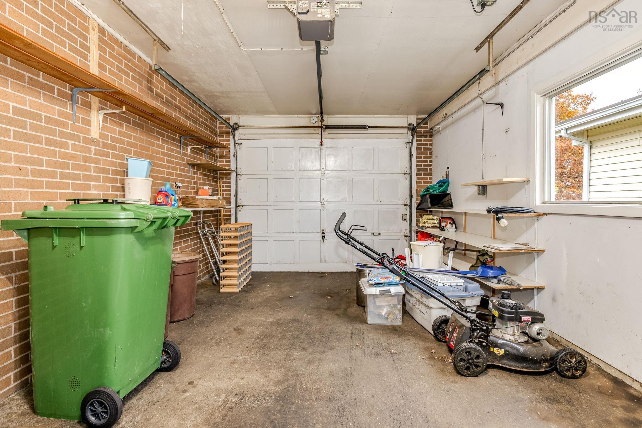 51 Woodward Crescent, Halifax, NS (MLS 202527422)