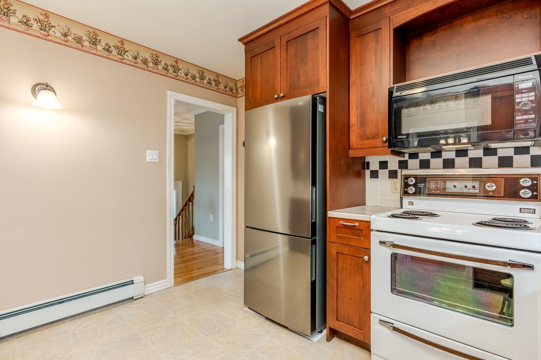 51 Woodward Crescent, Halifax, NS (MLS 202527422)