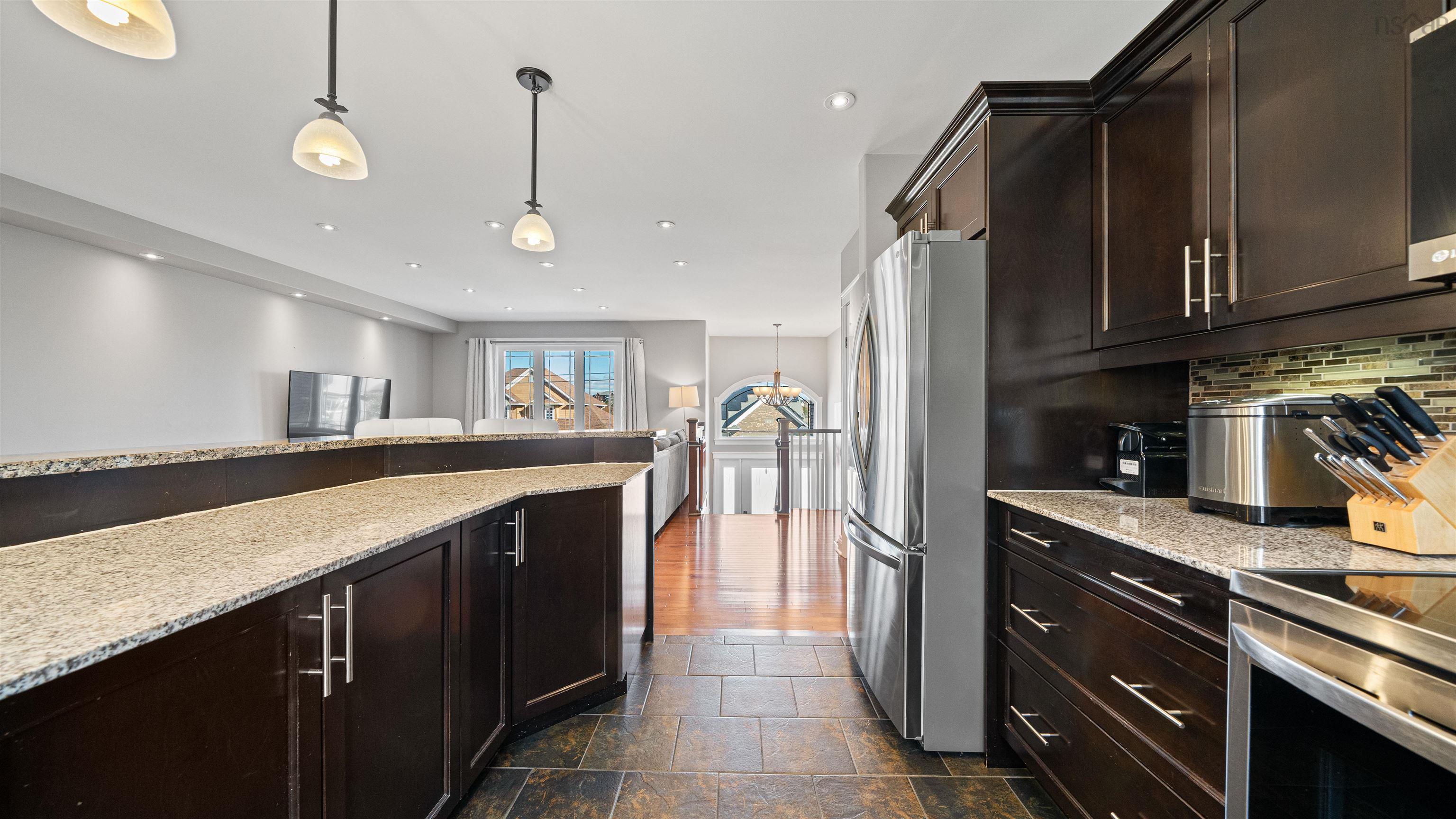 37 Peachtree Hill, Dartmouth, NS (MLS 202527455)