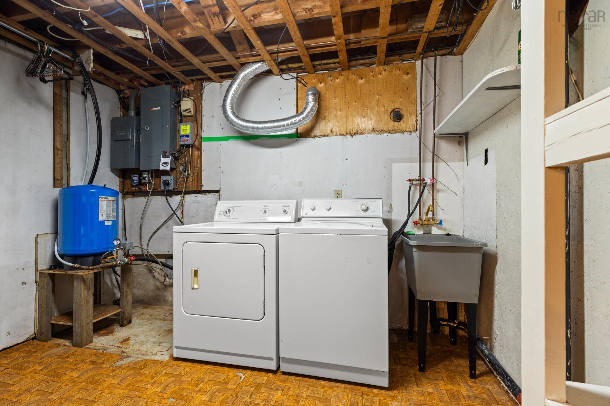 1 Shore Road, Herring Cove, NS (MLS 202527460)