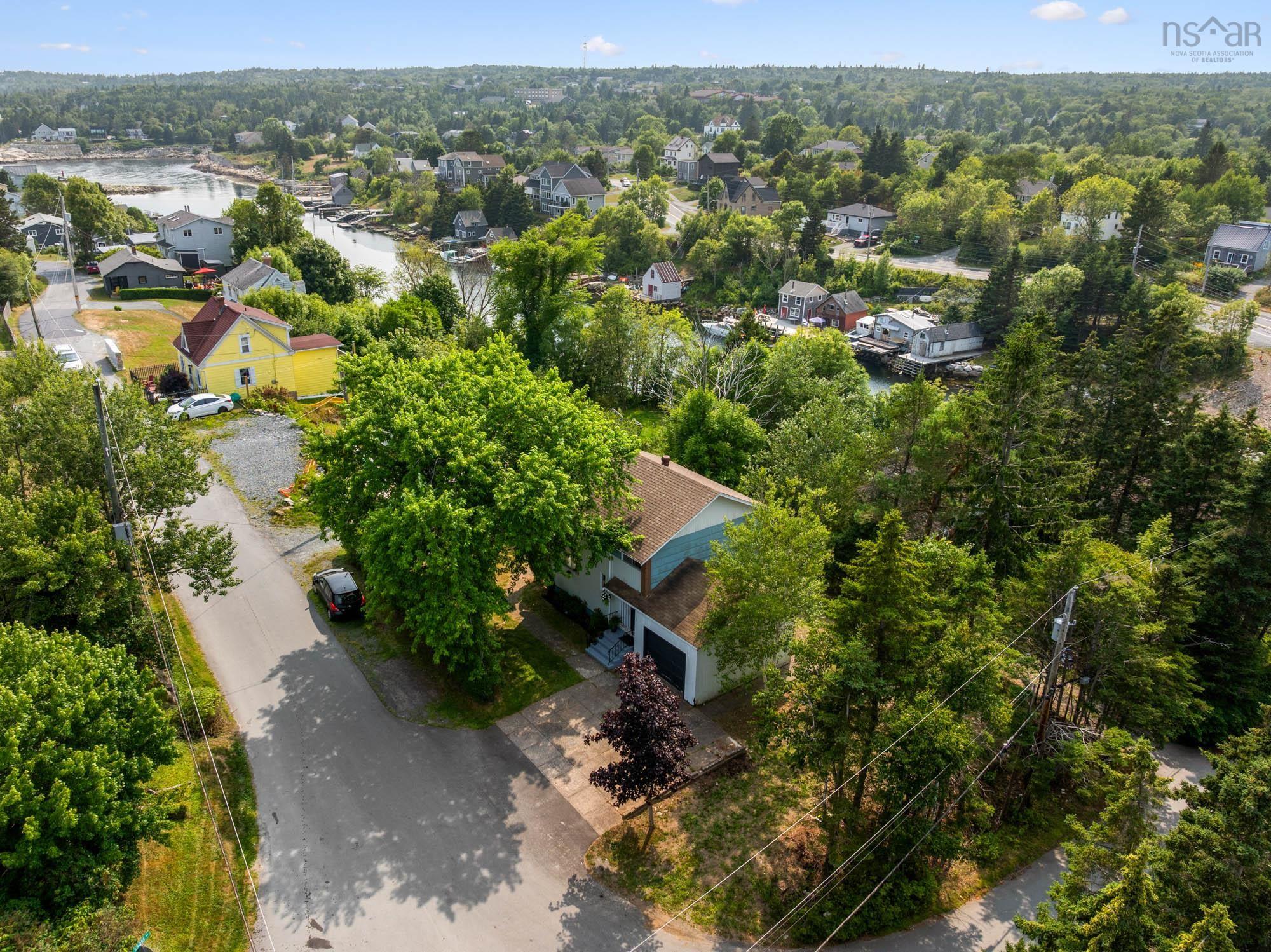 1 Shore Road, Herring Cove, NS (MLS 202527460)