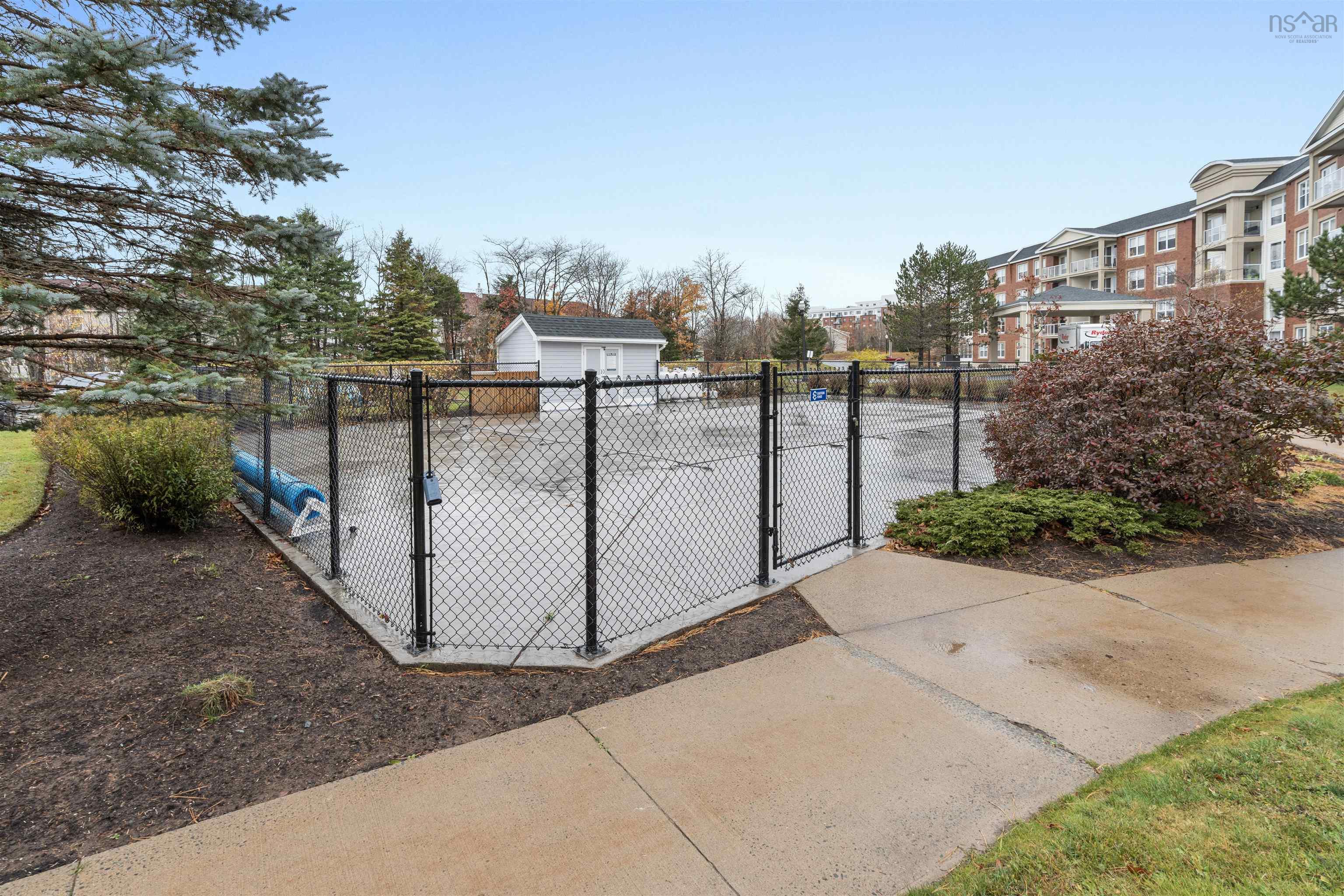 211 52 Whitehall Crescent, Dartmouth, NS (MLS 202527509)