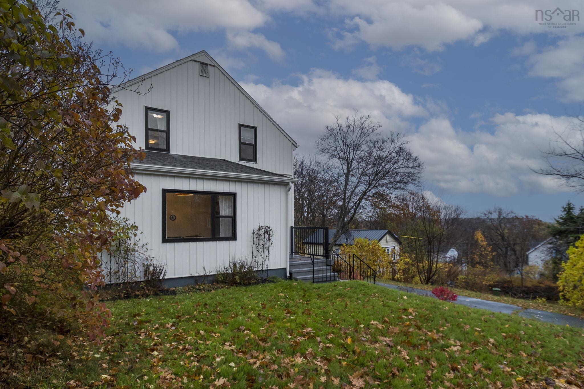 113 Rutledge Street, Bedford, NS (MLS 202527530)