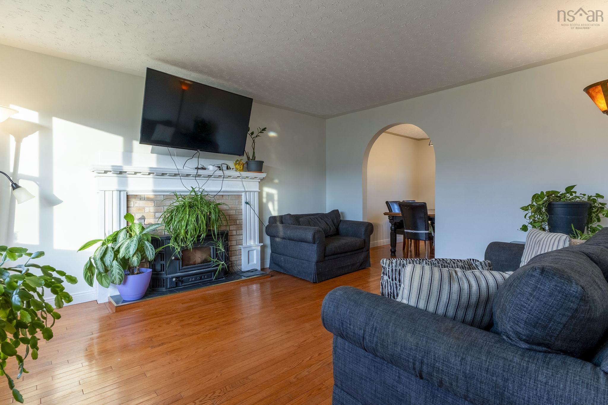 22 Carisbrooke Lane, Cole Harbour, NS (MLS 202527546)