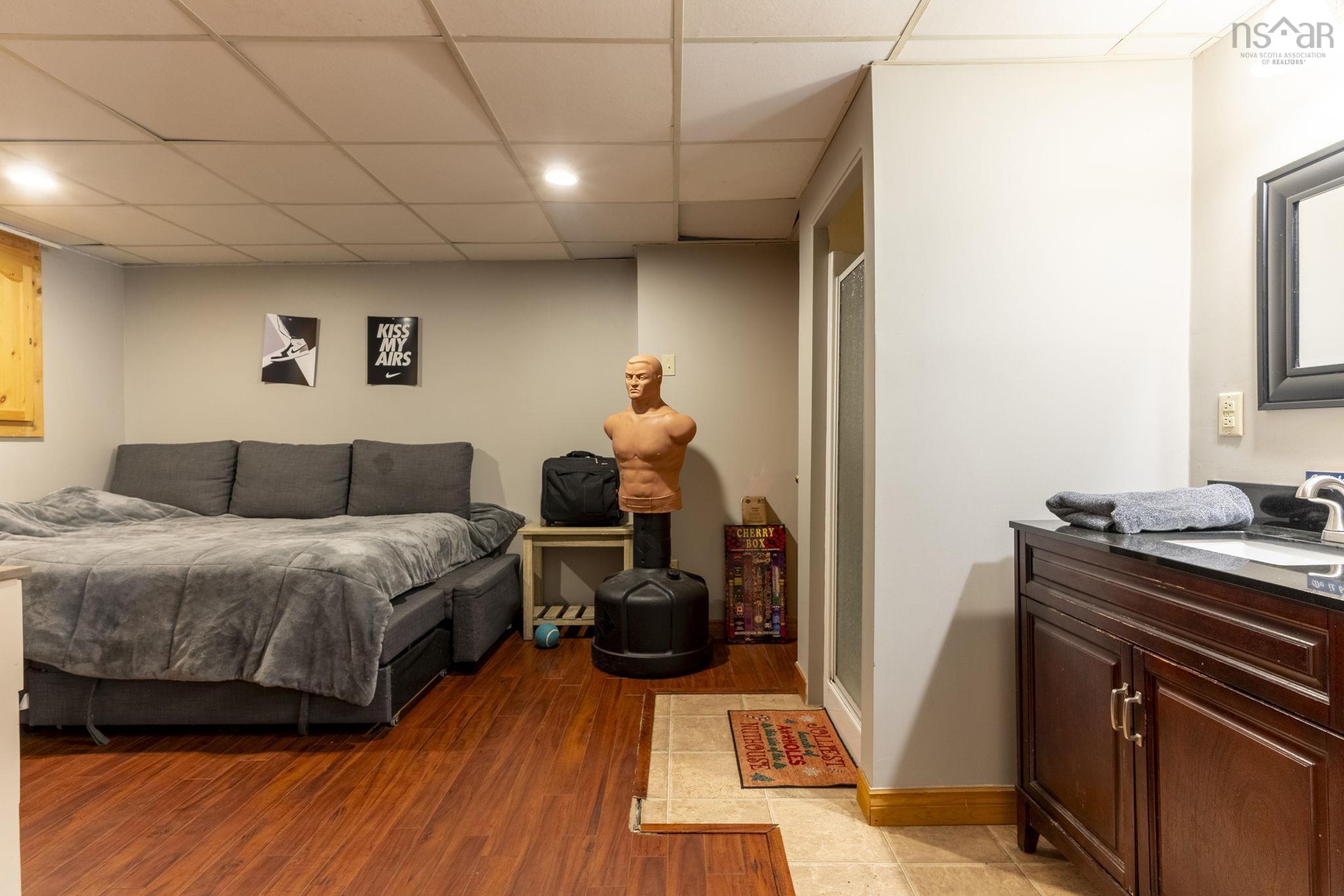 22 Carisbrooke Lane, Cole Harbour, NS (MLS 202527546)