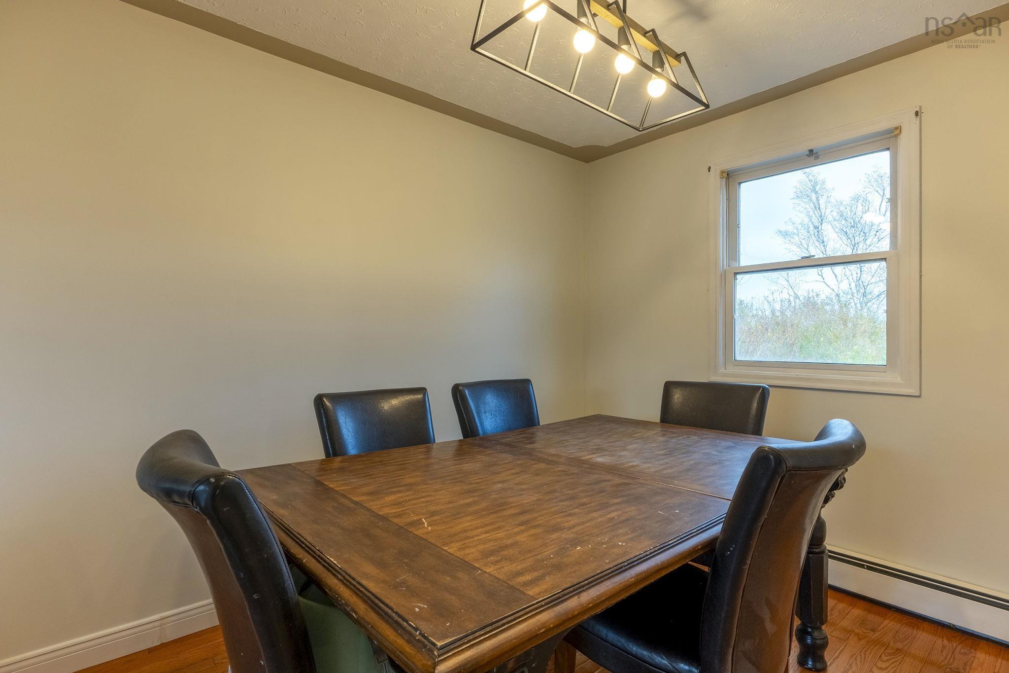 22 Carisbrooke Lane, Cole Harbour, NS (MLS 202527546)