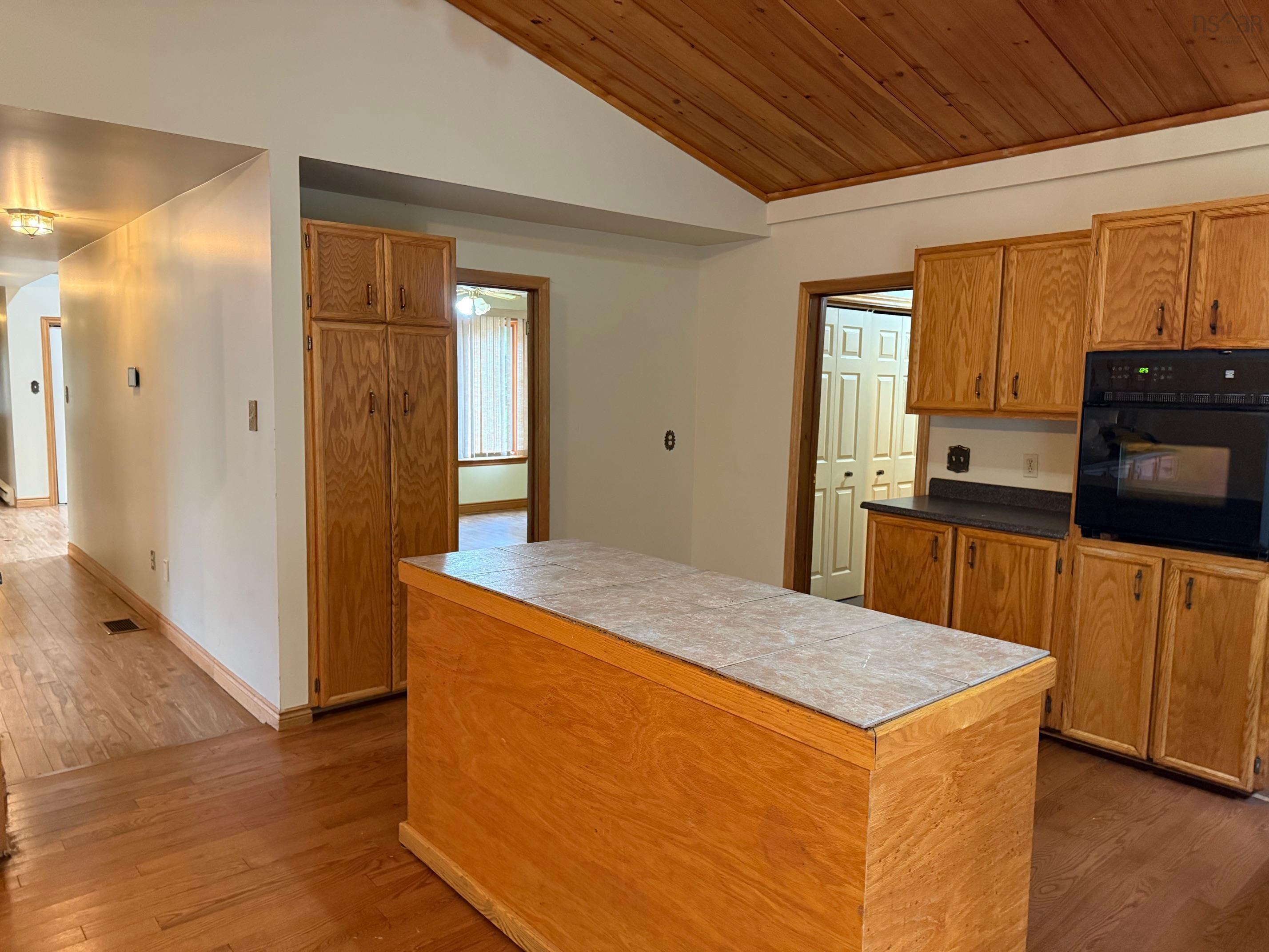 60 Lakeridge Drive, Beaver Bank, NS (MLS 202527572)