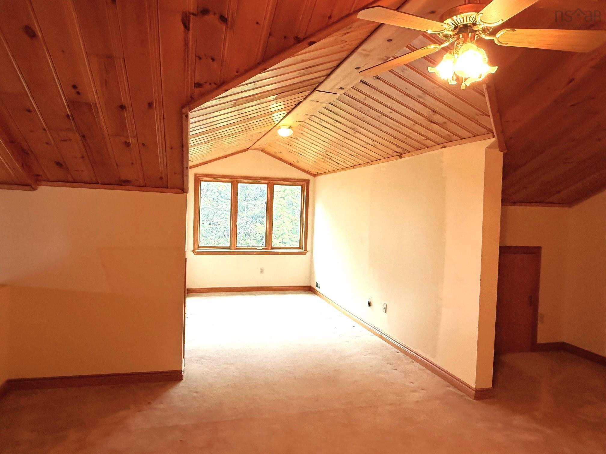 60 Lakeridge Drive, Beaver Bank, NS (MLS 202527572)