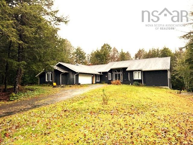 60 Lakeridge Drive, Beaver Bank, NS (MLS 202527572)
