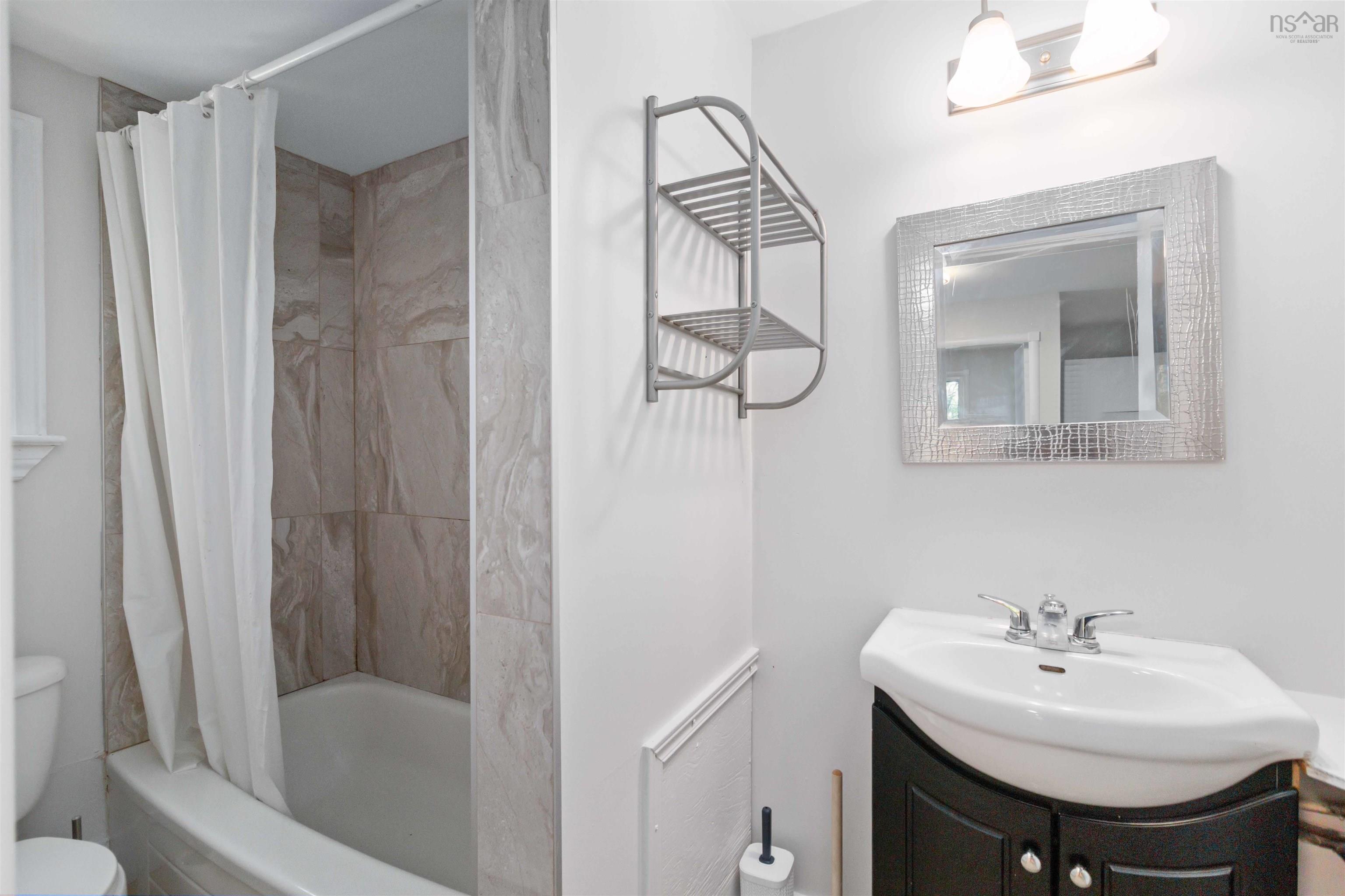 358-360 St Margarets Bay Road, Armdale, NS (MLS 202527574)