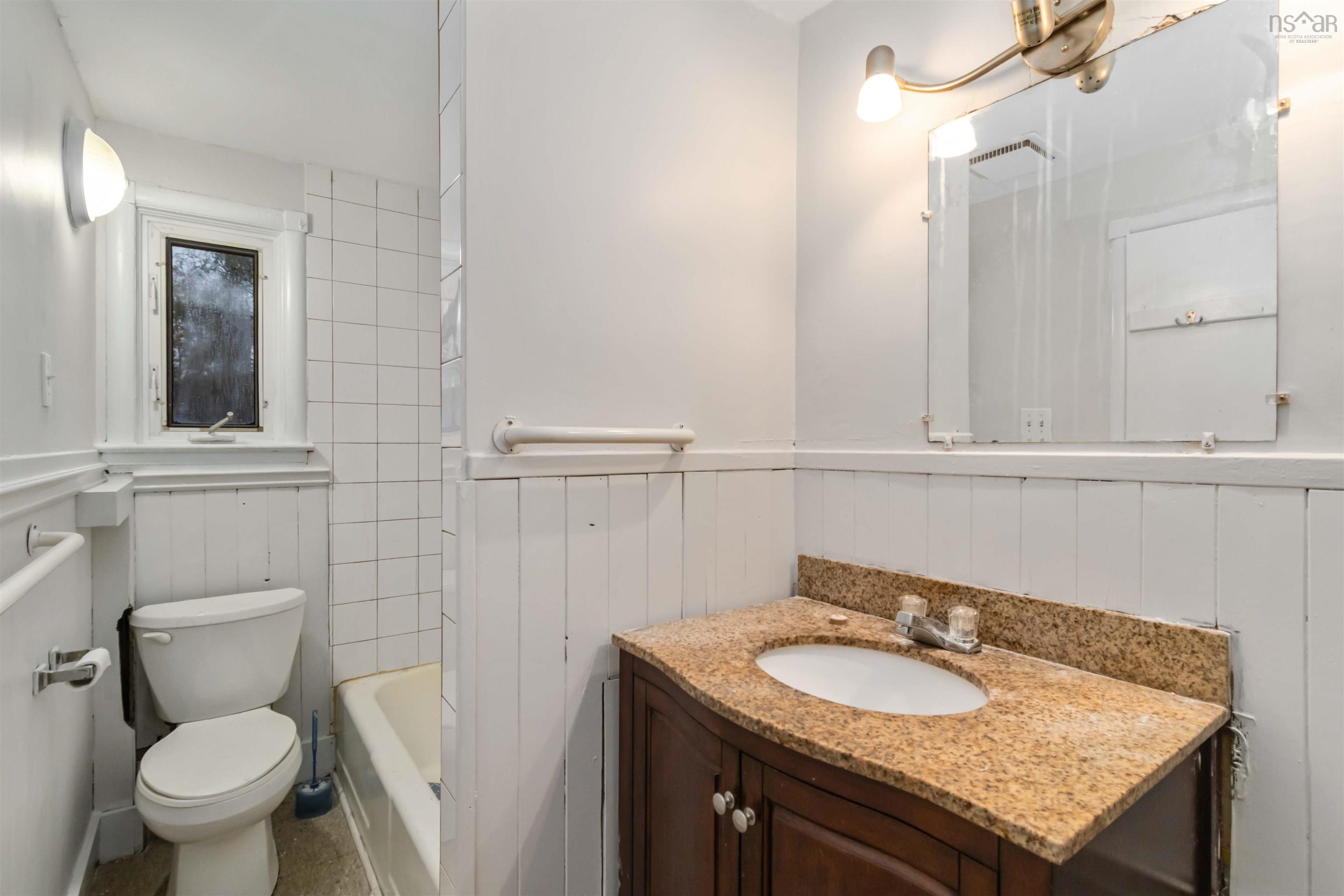 358-360 St Margarets Bay Road, Armdale, NS (MLS 202527574)