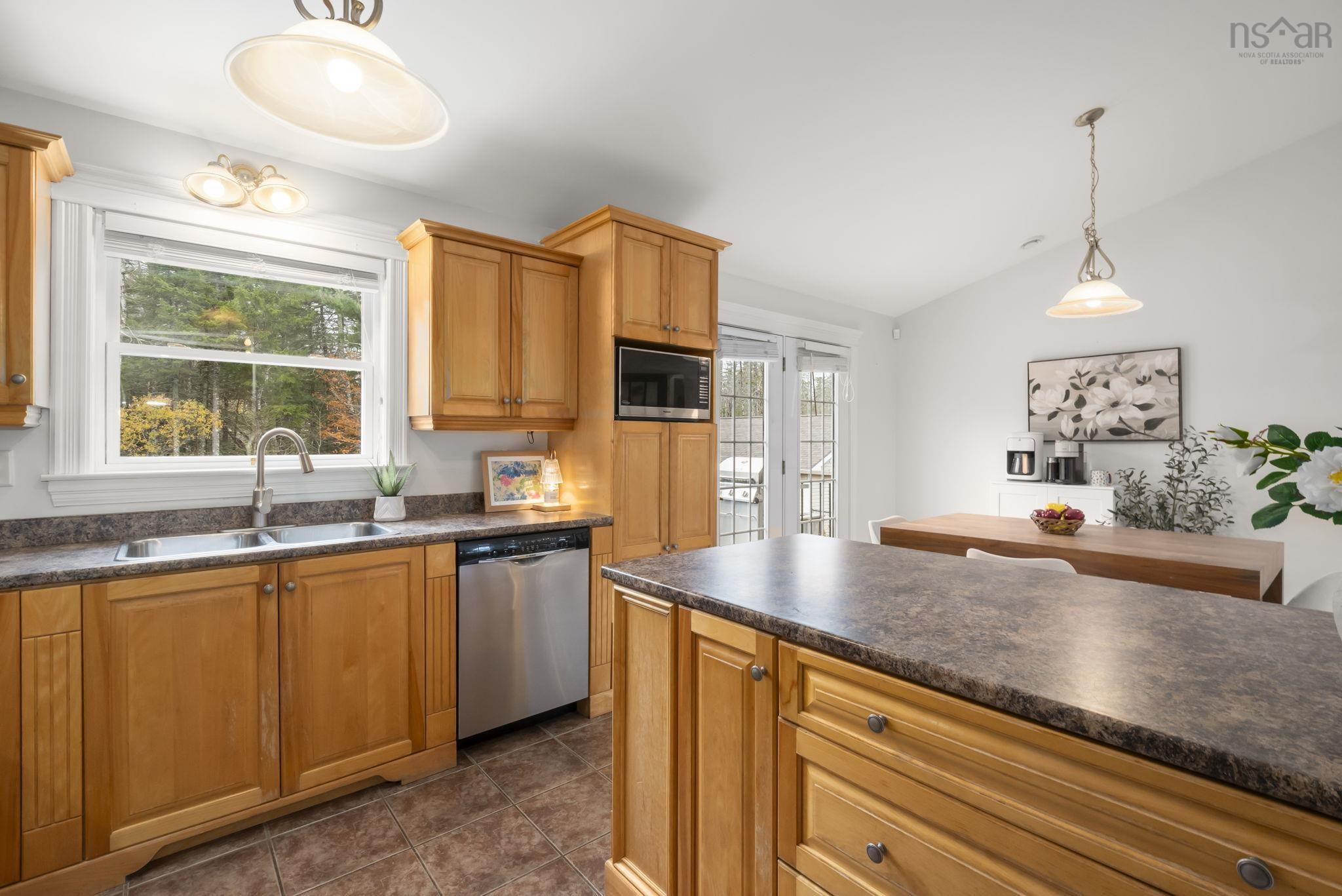 30 Mohawk Street, Hammonds Plains, NS (MLS 202527581)