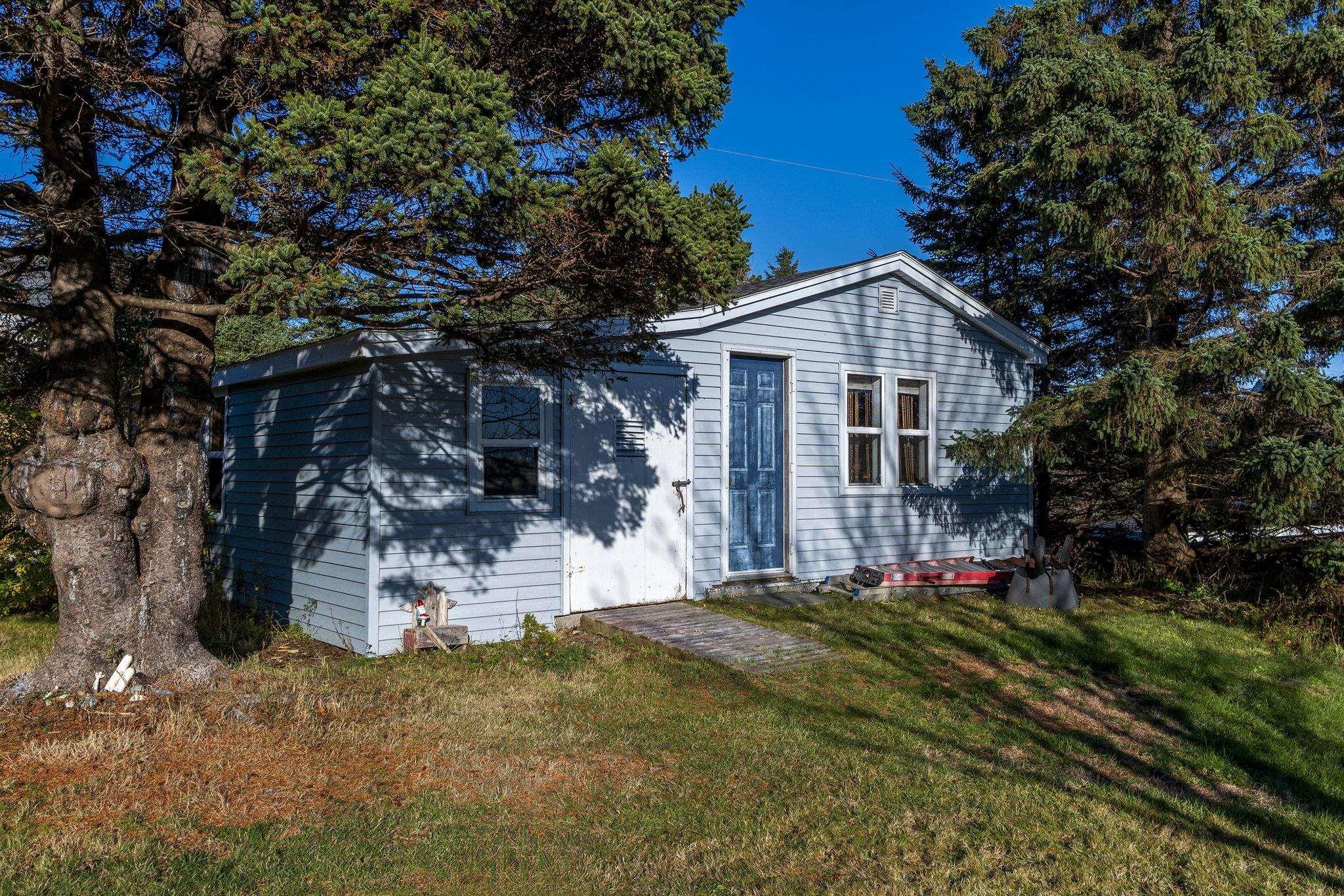 698 Ketch Harbour Road, Portuguese Cove, NS (MLS 202527614)