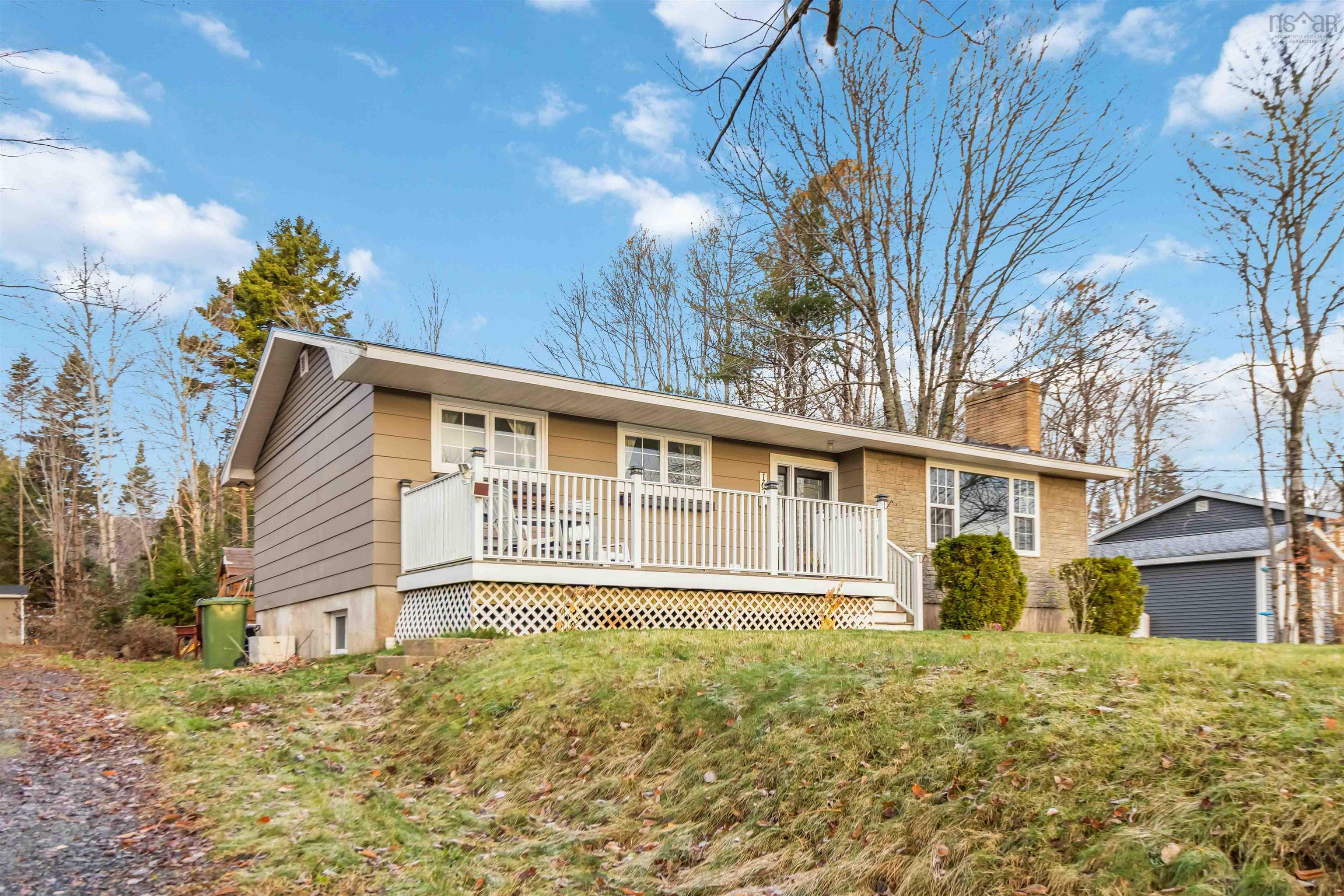 167 Pinetree Crescent, Hammonds Plains, NS (MLS® 202527634)