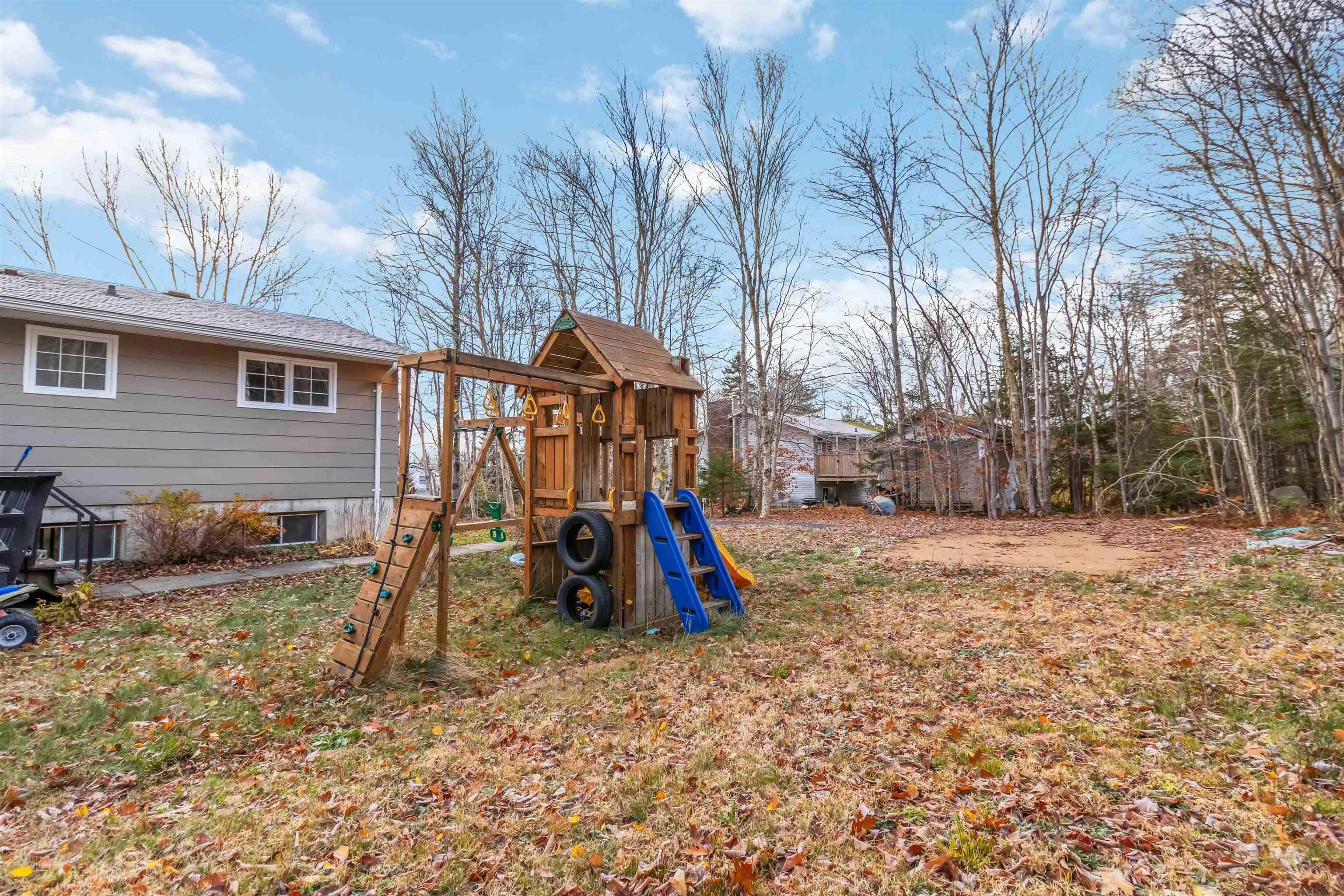 167 Pinetree Crescent, Hammonds Plains, NS (MLS 202527634)