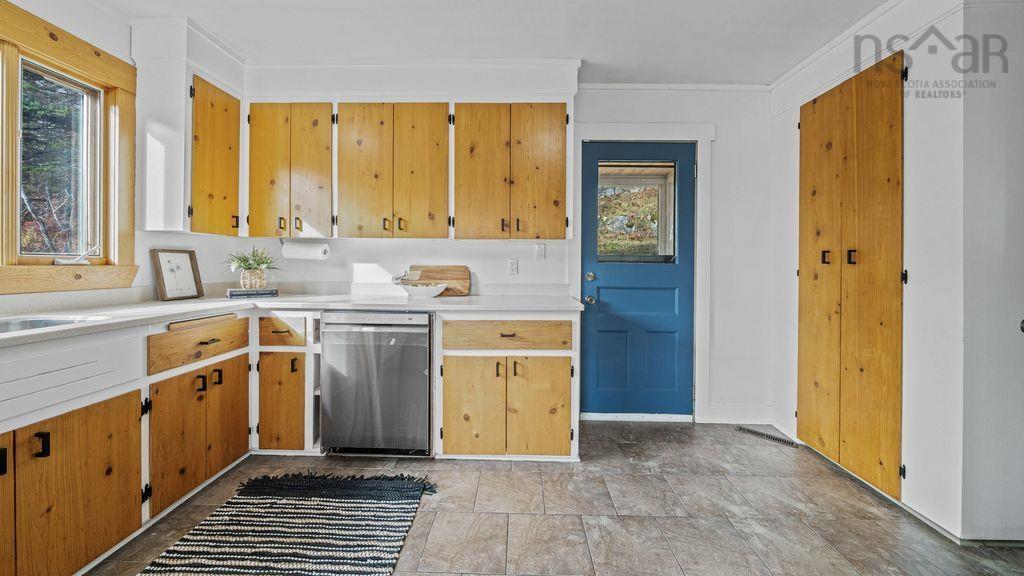 6027 St. Margarets Bay Road, St Margaret's Bay, NS (MLS 202527667)