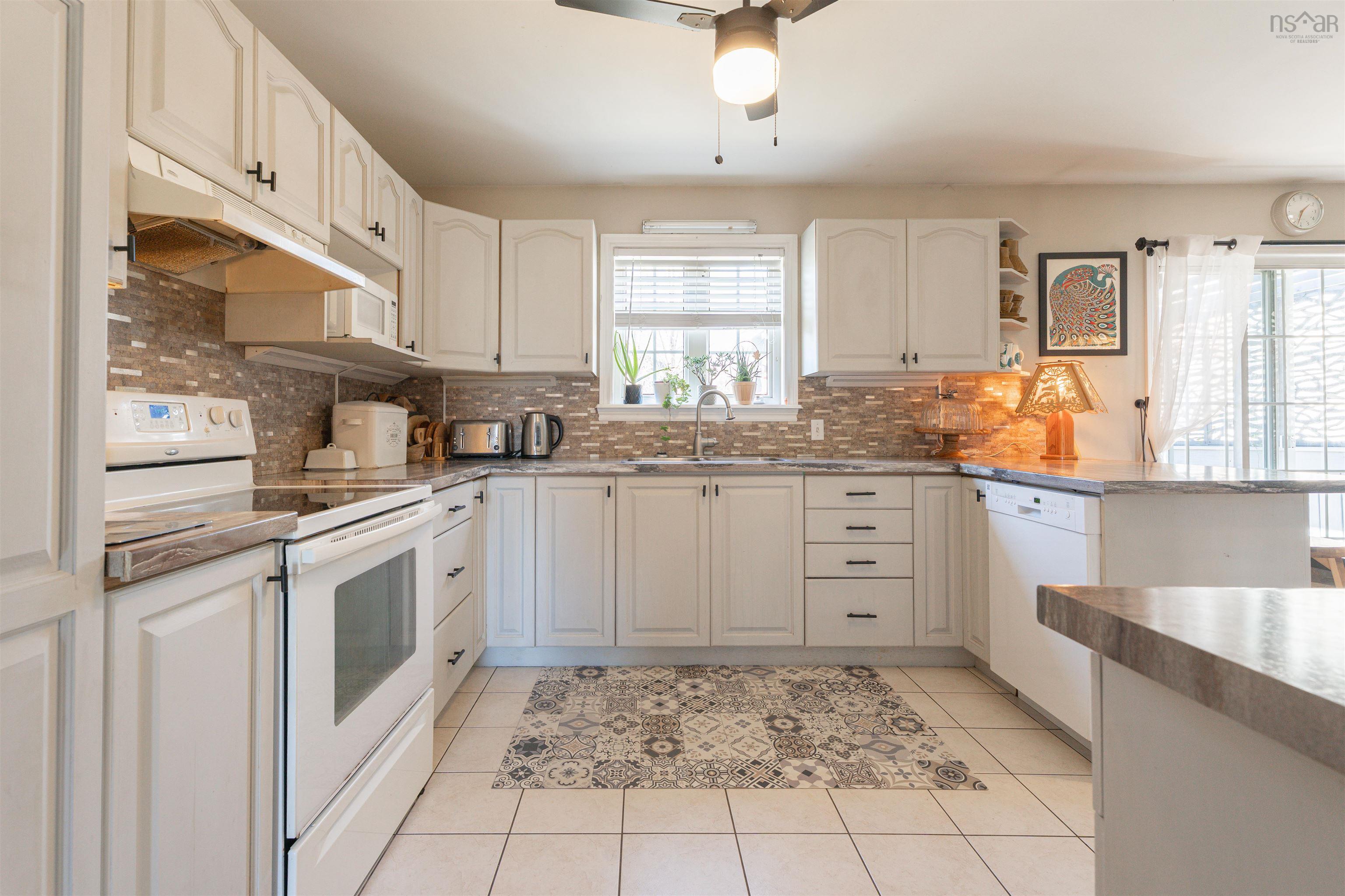 25 Lochiel Circle, Dartmouth, NS (MLS 202527671)