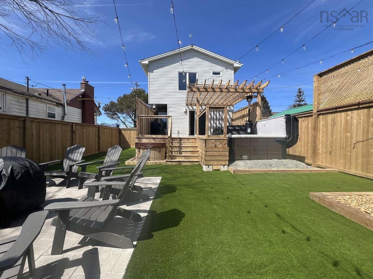 19 Cow Bay Road, Eastern Passage, NS (MLS 202527677)