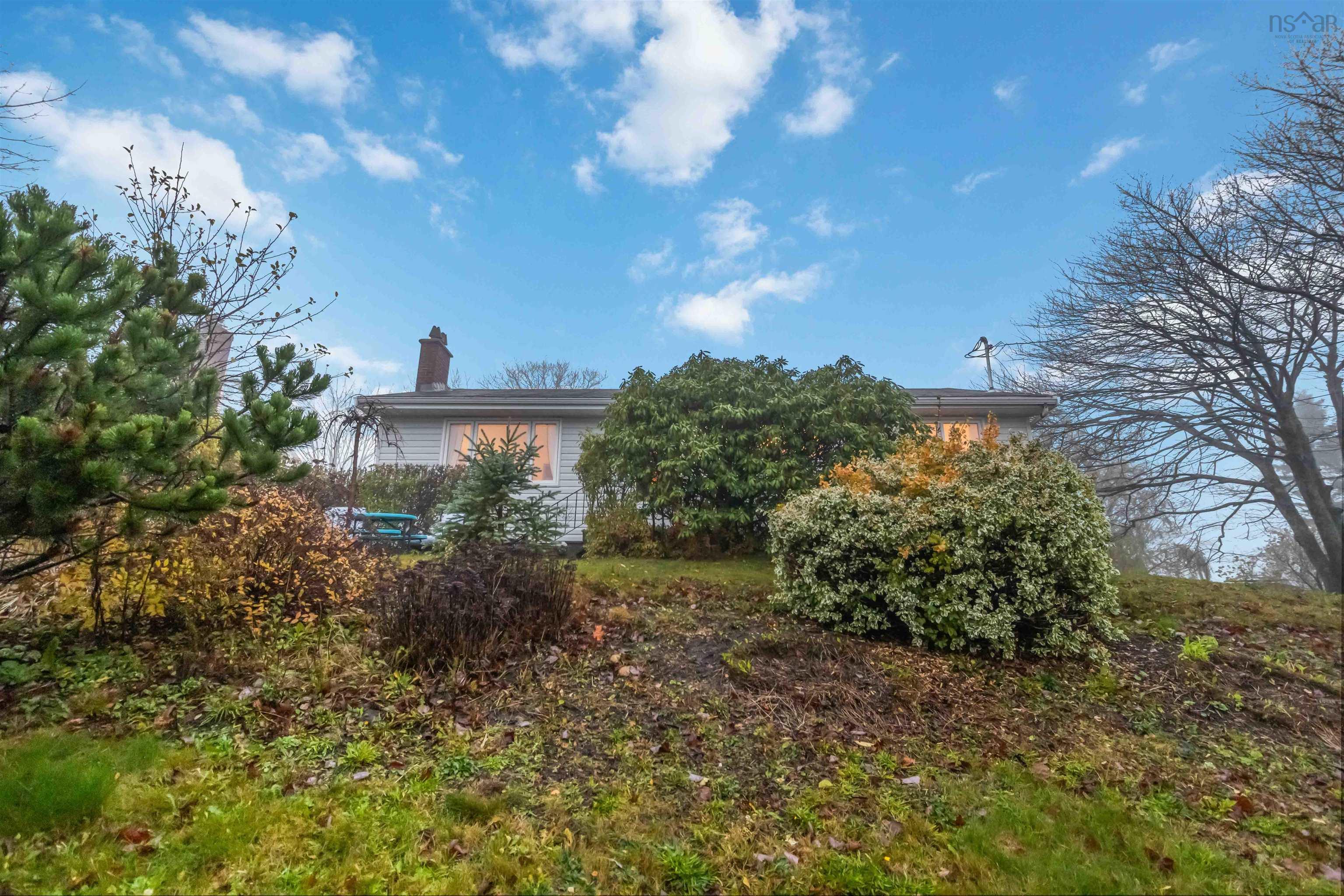 16 Ellen Drive, Dartmouth, NS (MLS 202527700)