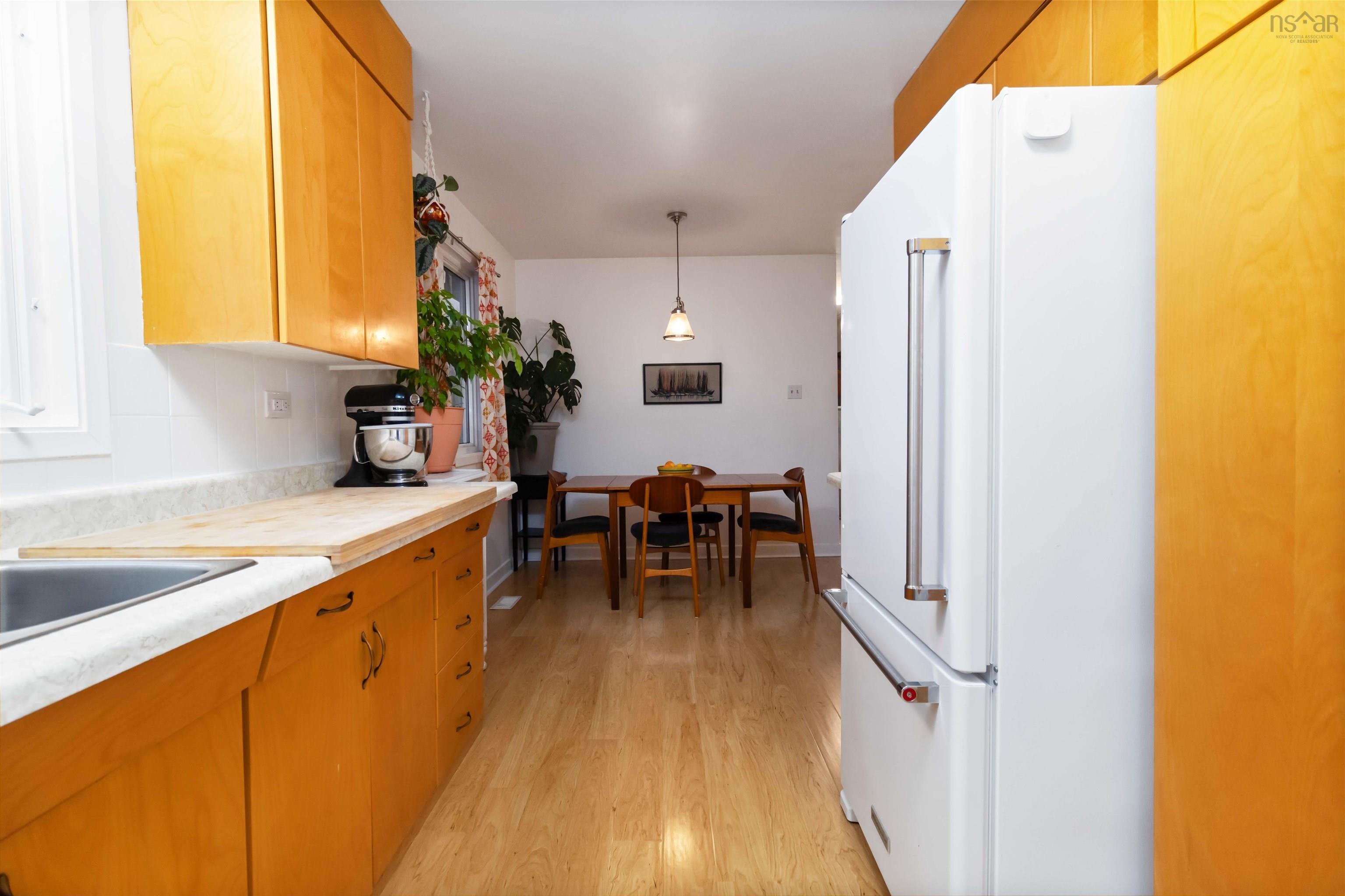 16 Ellen Drive, Dartmouth, NS (MLS 202527700)