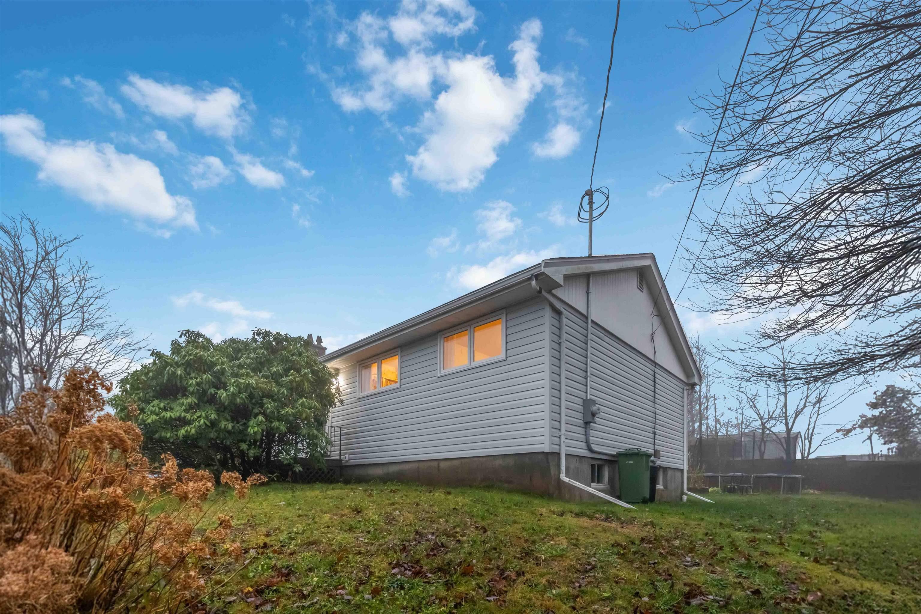 16 Ellen Drive, Dartmouth, NS (MLS 202527700)