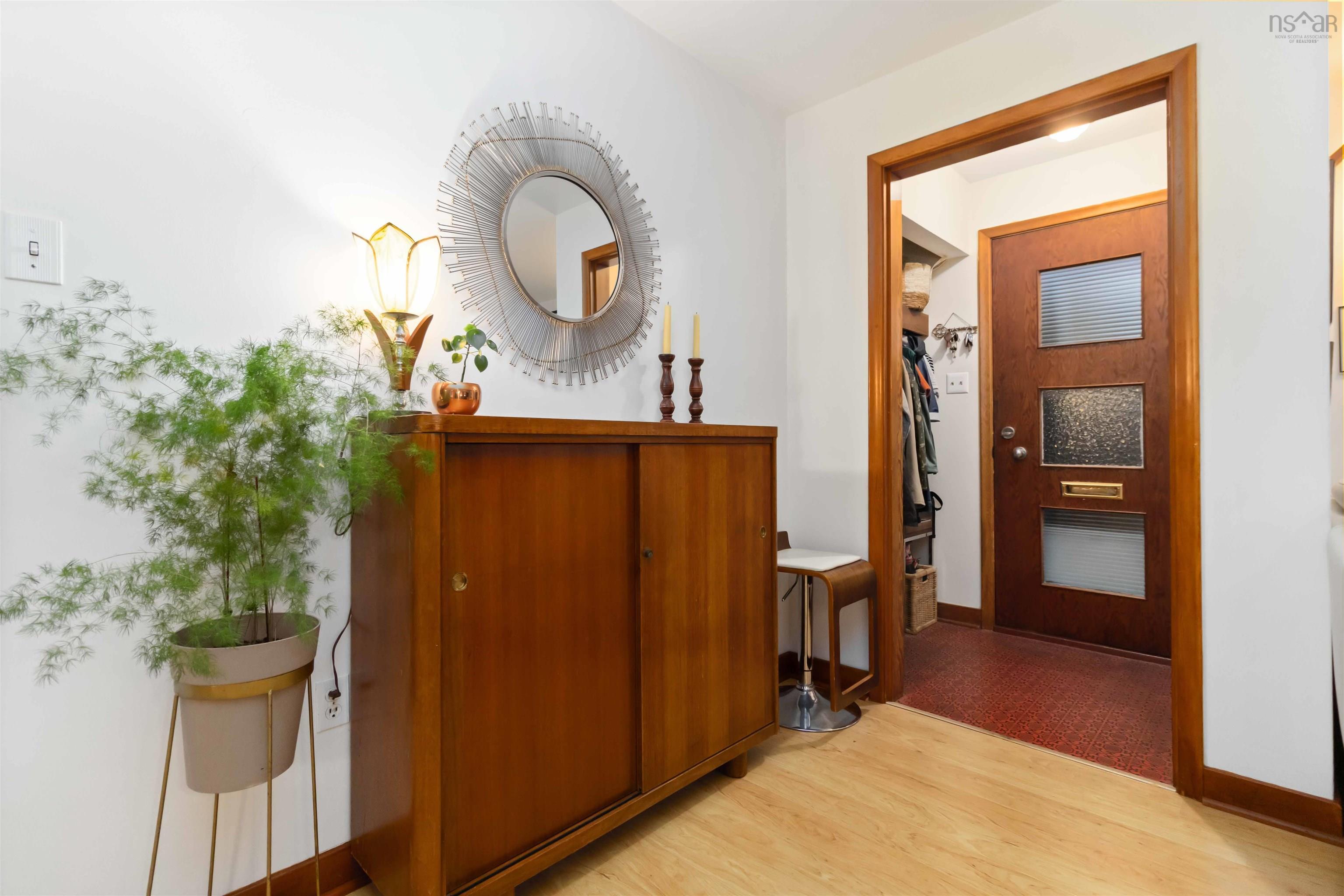 16 Ellen Drive, Dartmouth, NS (MLS 202527700)