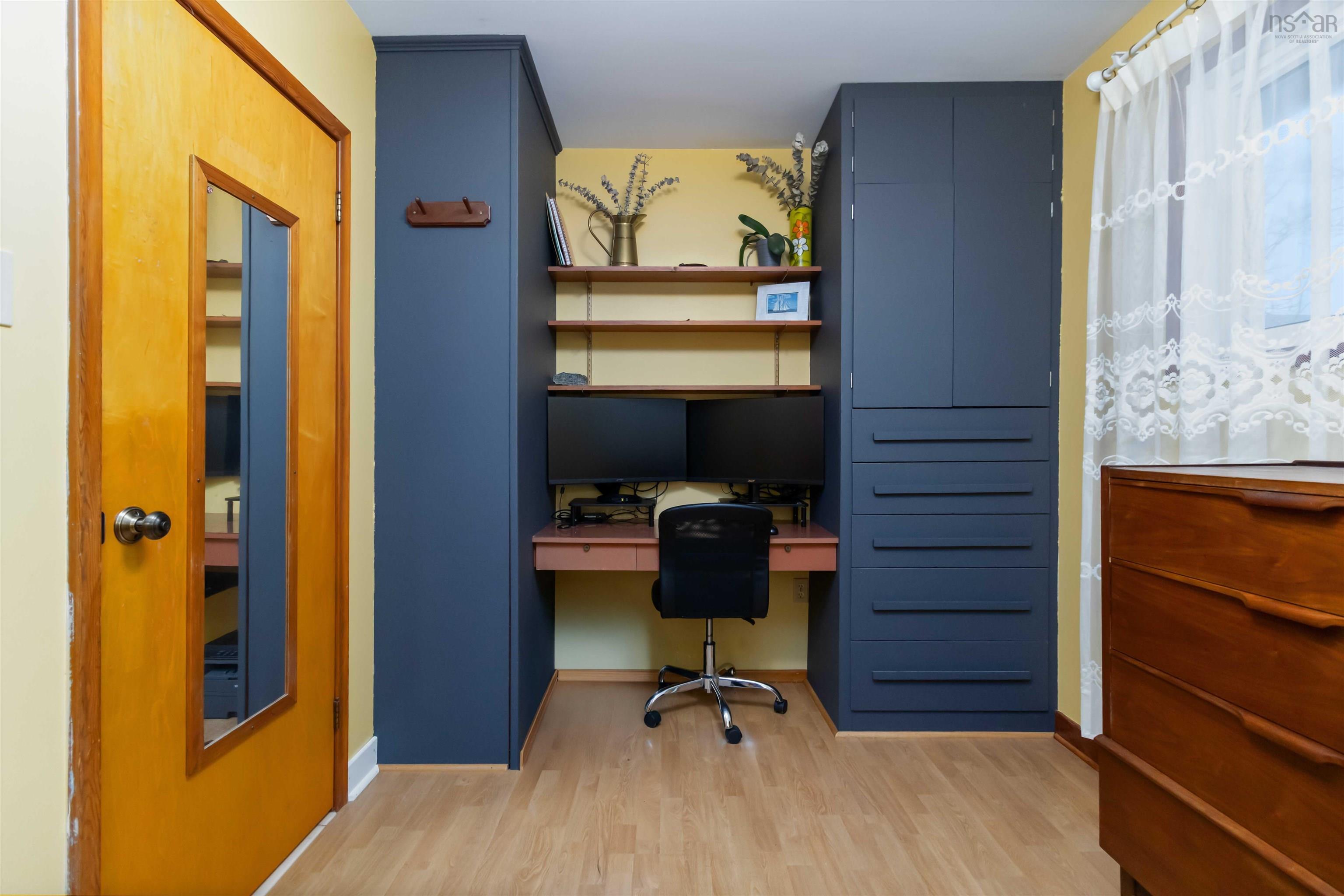 16 Ellen Drive, Dartmouth, NS (MLS 202527700)