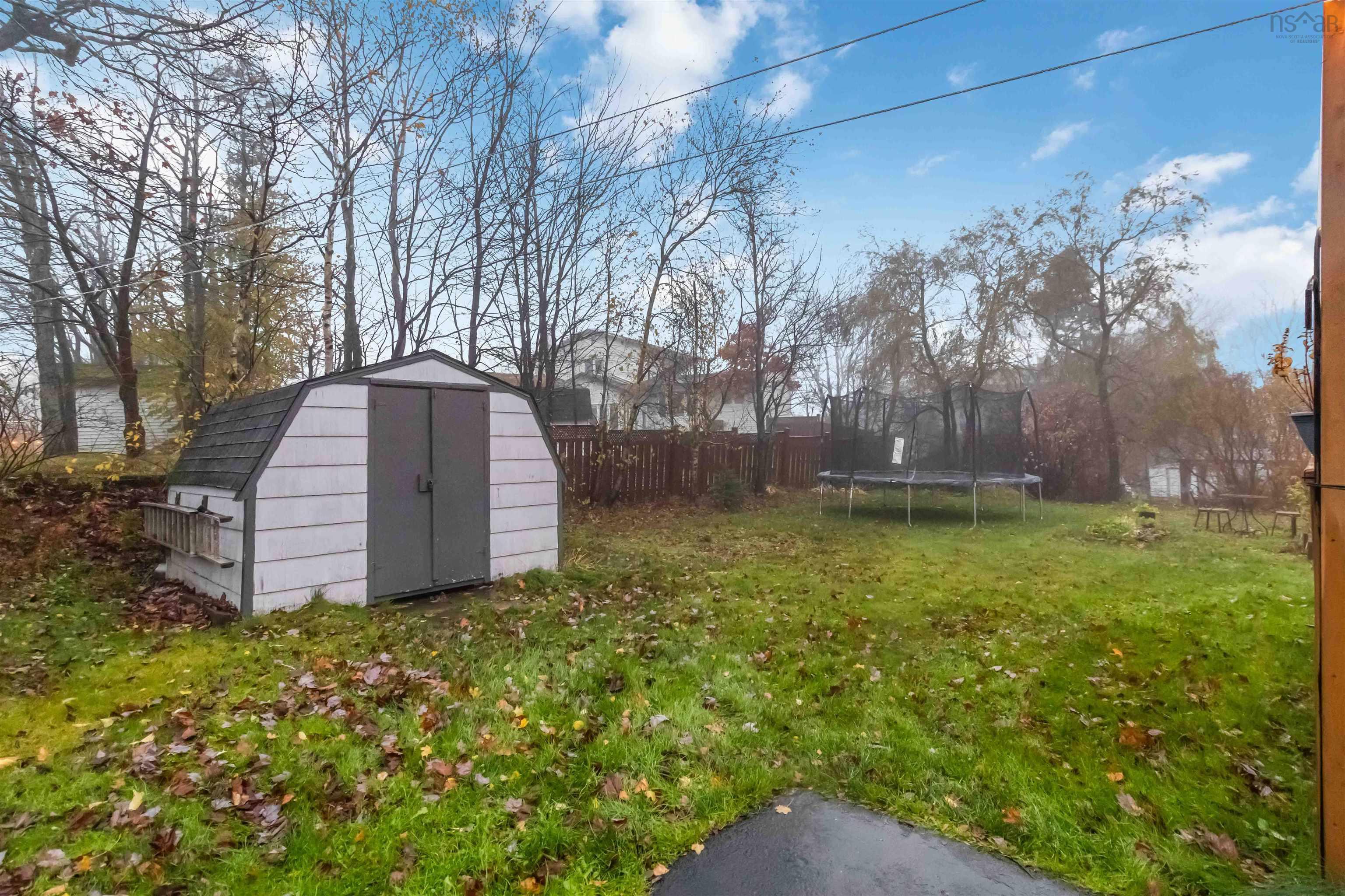 16 Ellen Drive, Dartmouth, NS (MLS 202527700)