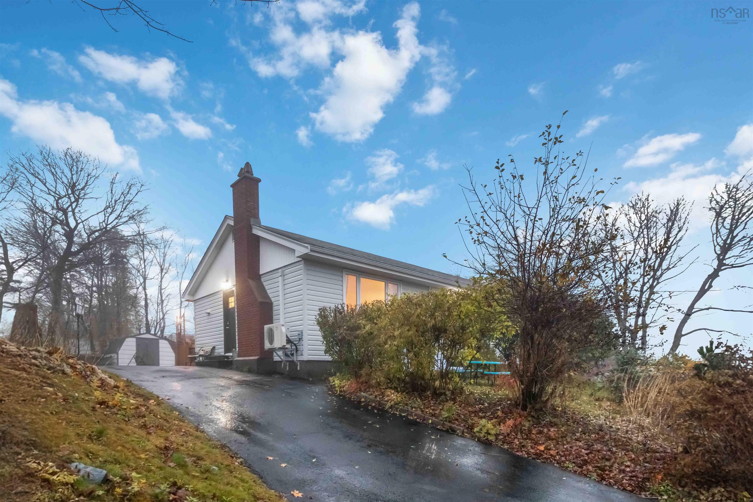 16 Ellen Drive, Dartmouth, NS (MLS 202527700)