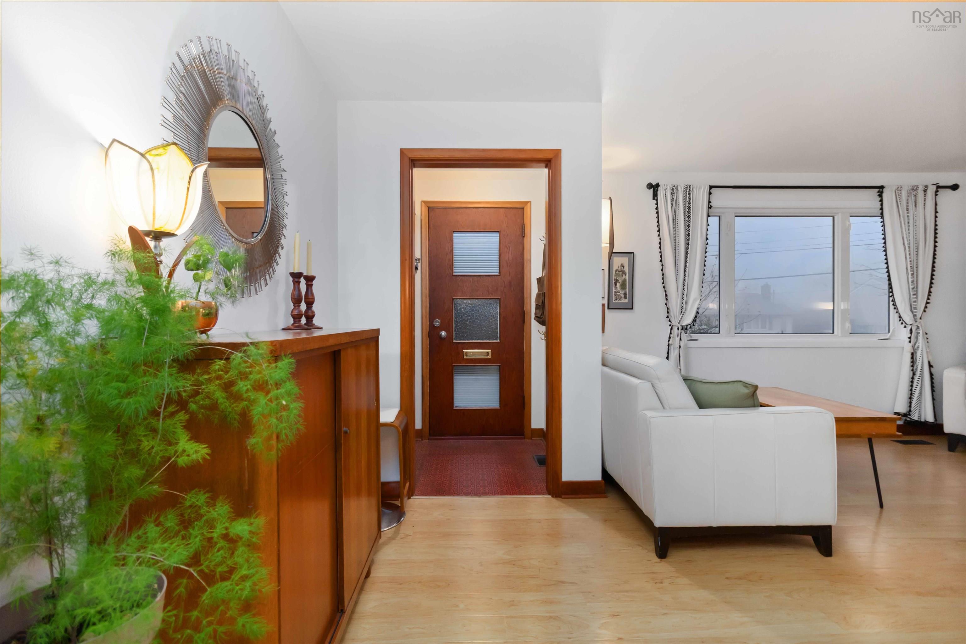 16 Ellen Drive, Dartmouth, NS (MLS 202527700)