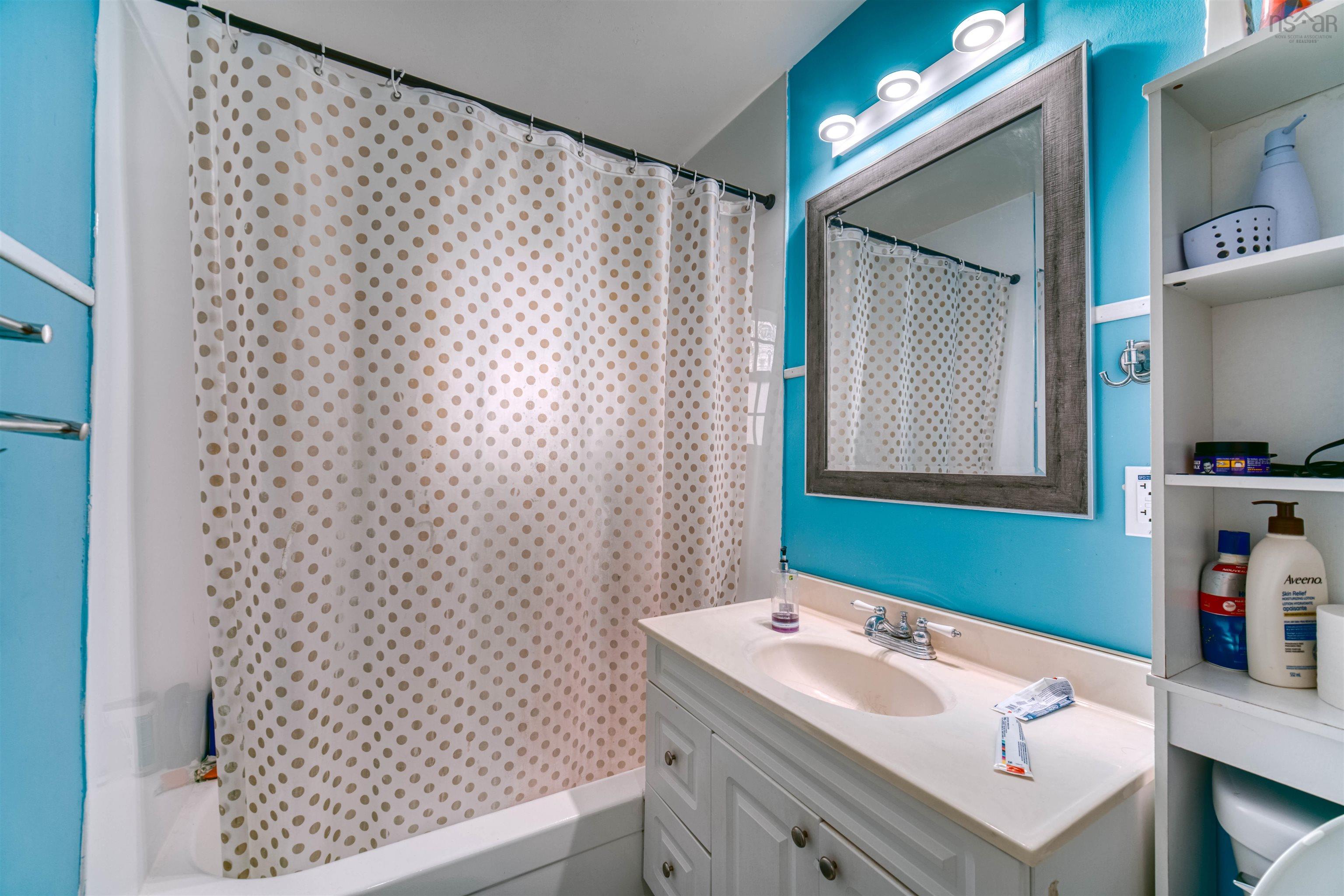 8 Aspen Crescent, Lower Sackville, NS (MLS 202527734)