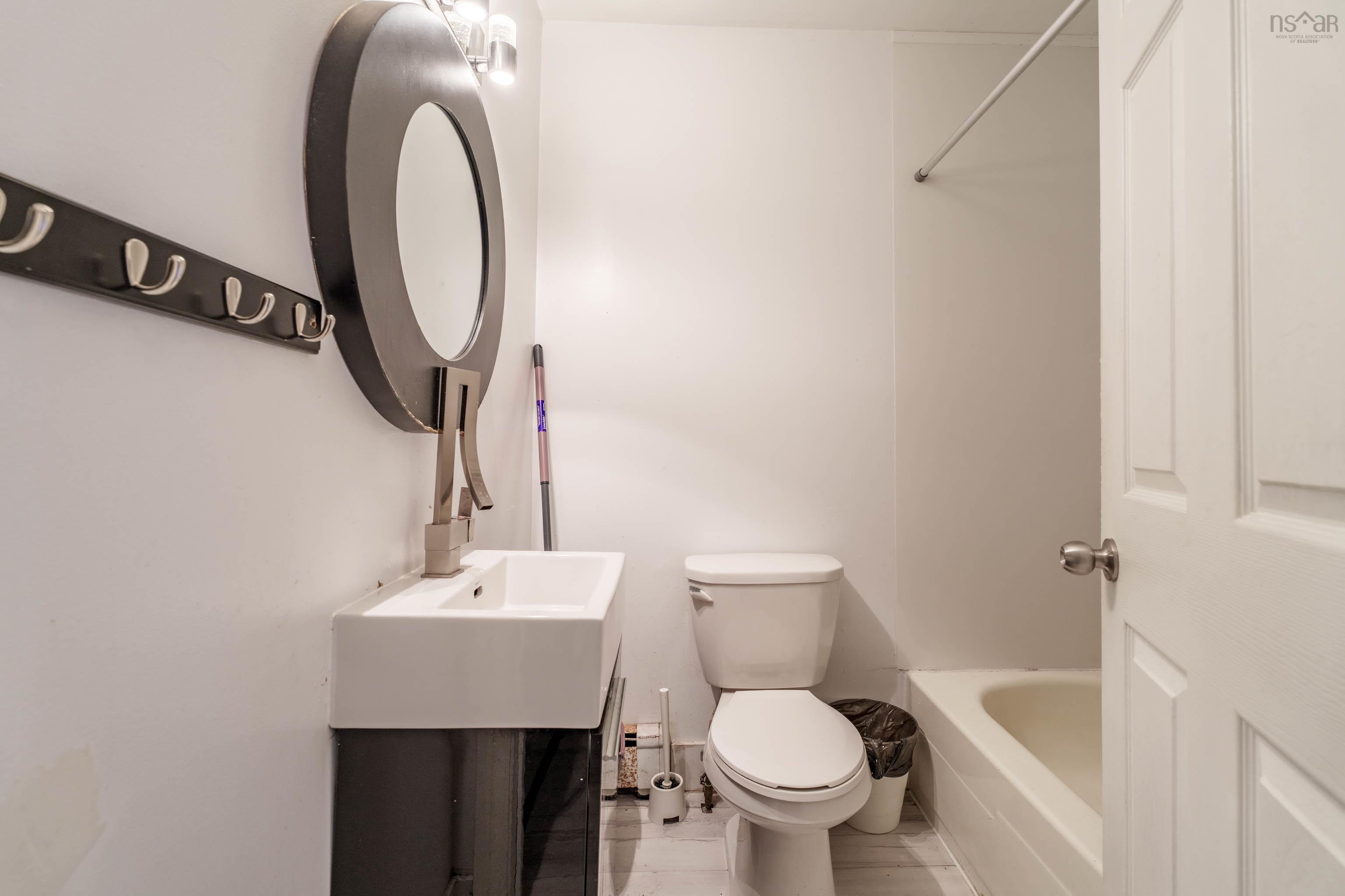 15 Forest Hill Drive, Halifax, NS (MLS 202527736)