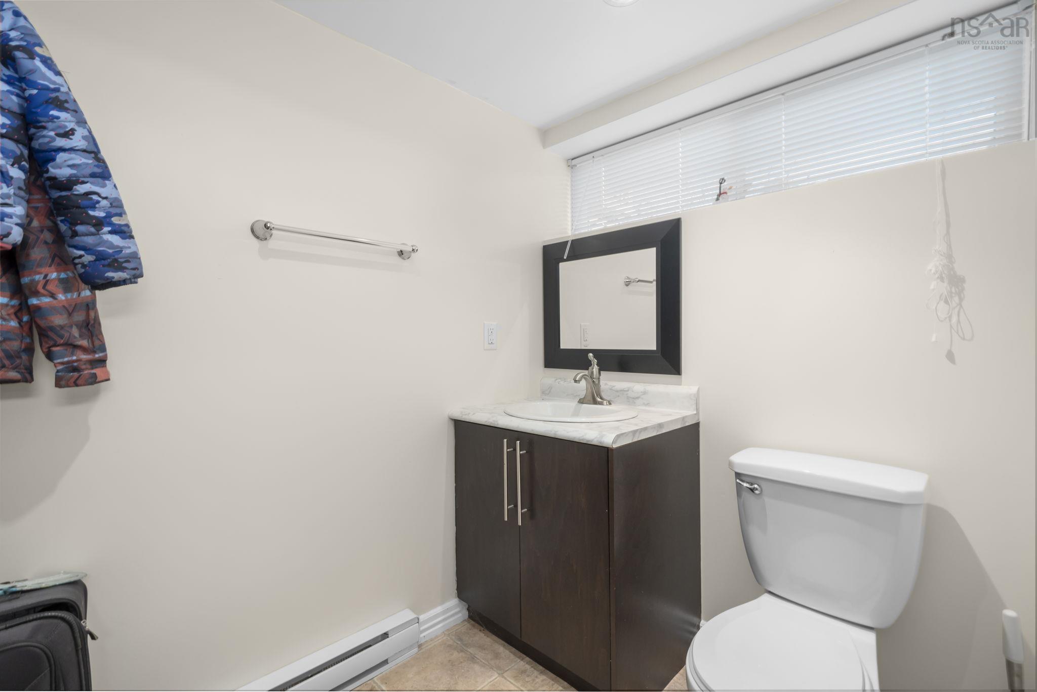 38 Swan Crescent, Halifax, NS (MLS 202527787)