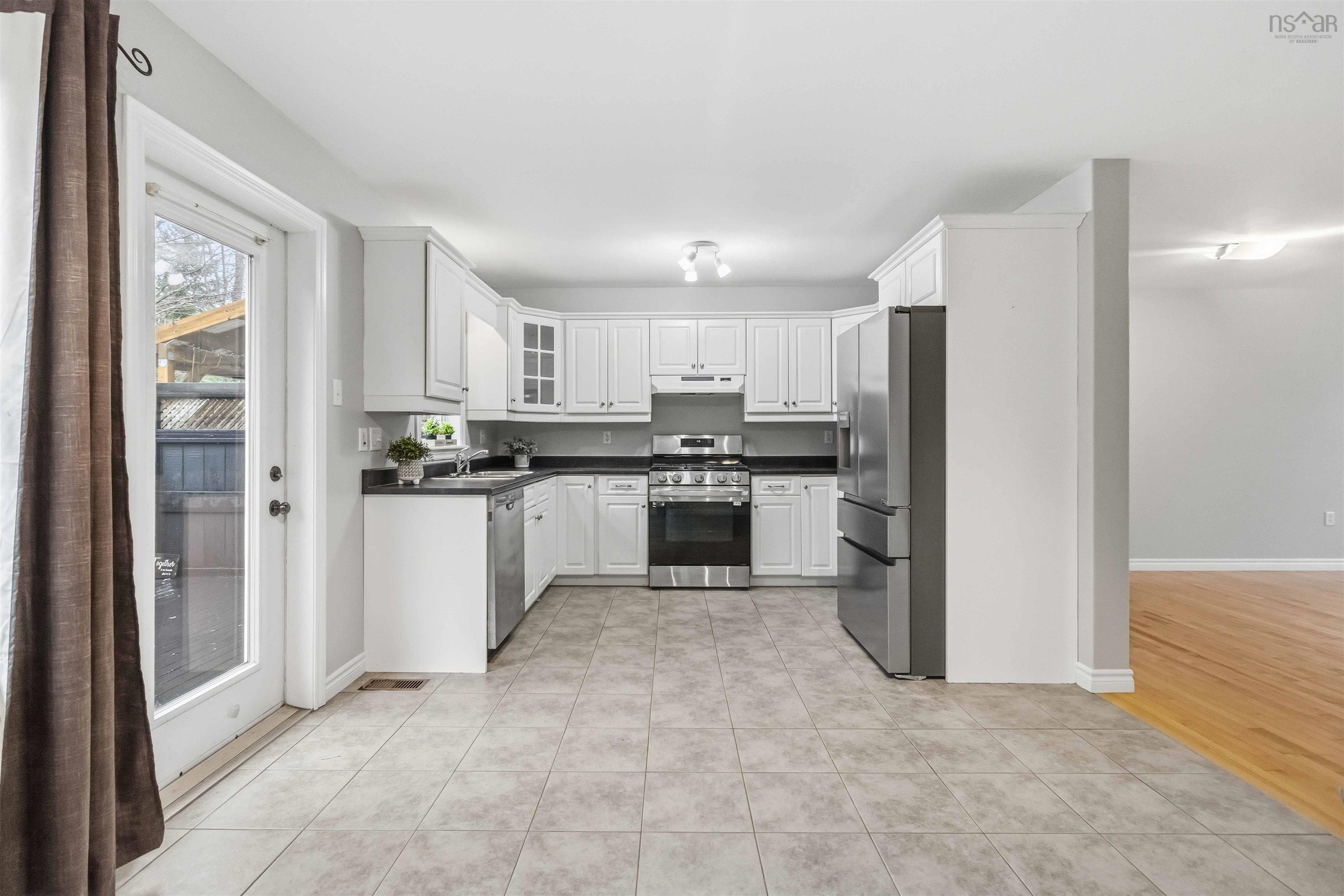 27 Collingwood Court, Dartmouth, NS (MLS 202527790)