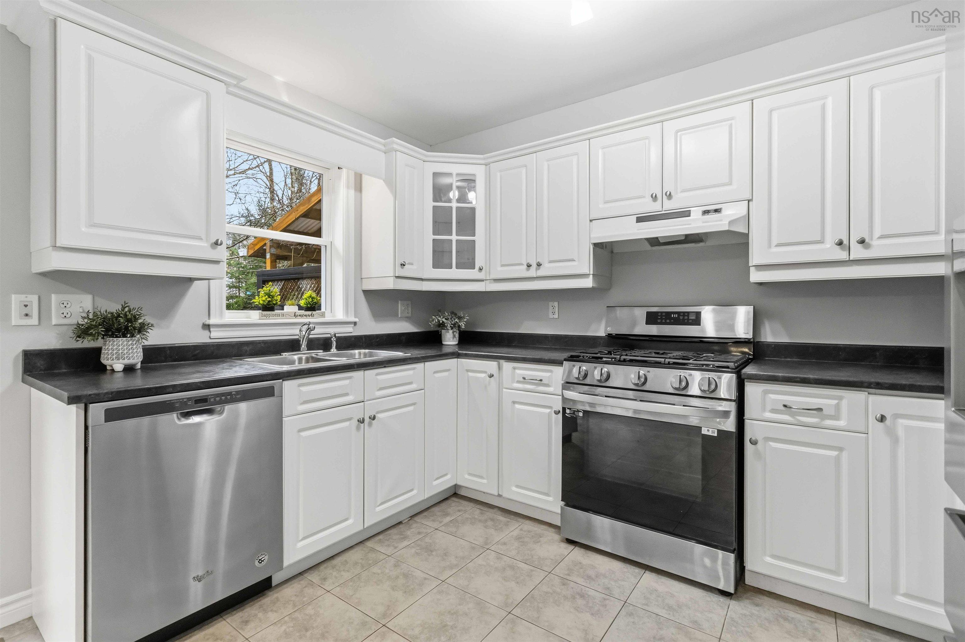 27 Collingwood Court, Dartmouth, NS (MLS 202527790)