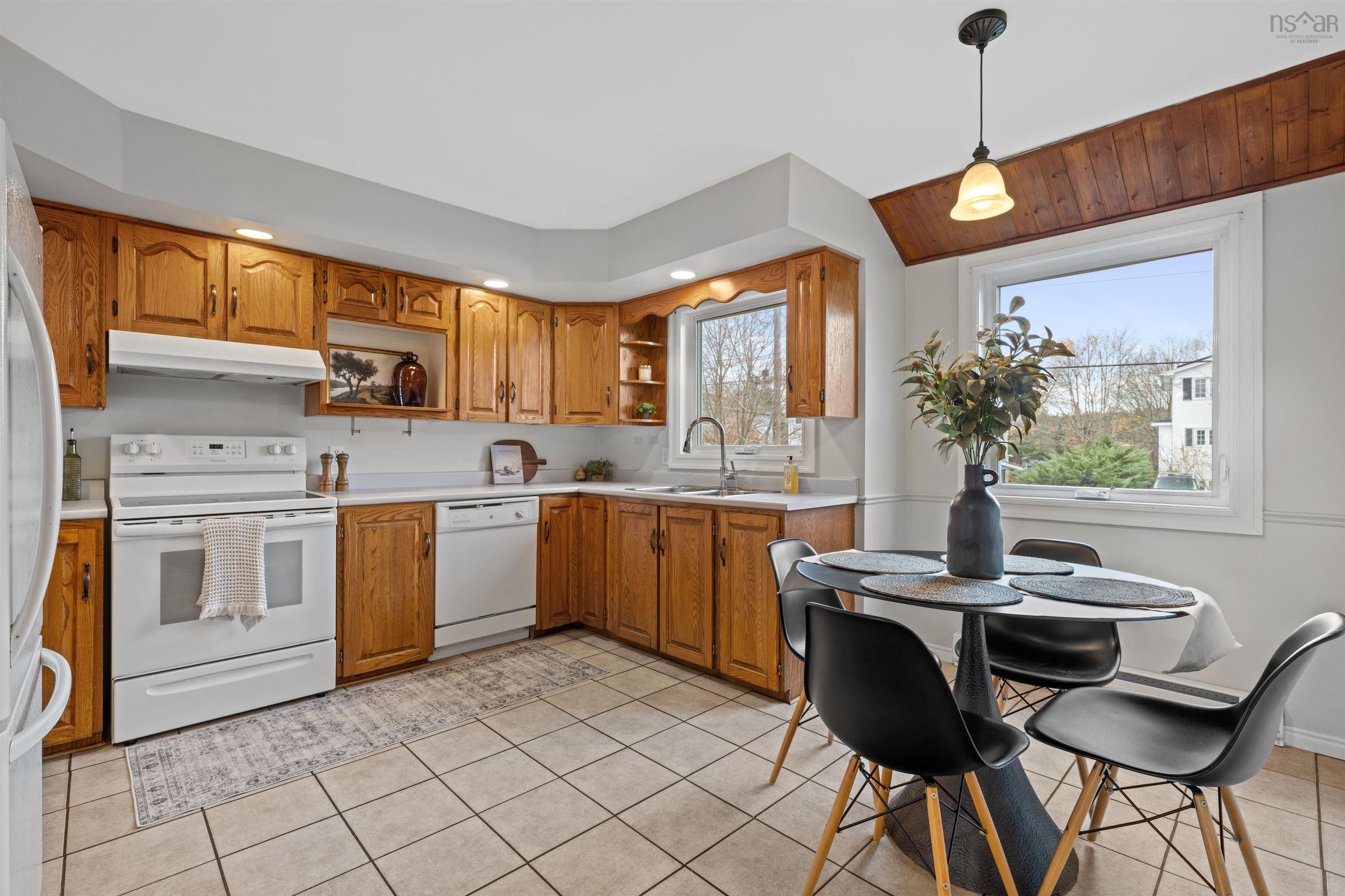 204 Greenwood Avenue, Timberlea, NS (MLS 202527796)