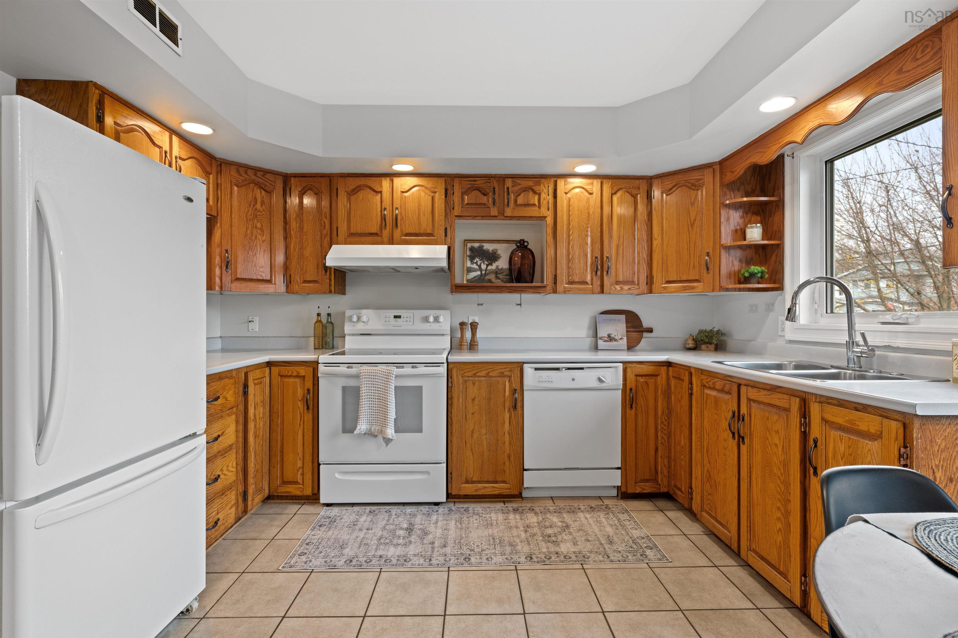 204 Greenwood Avenue, Timberlea, NS (MLS 202527796)