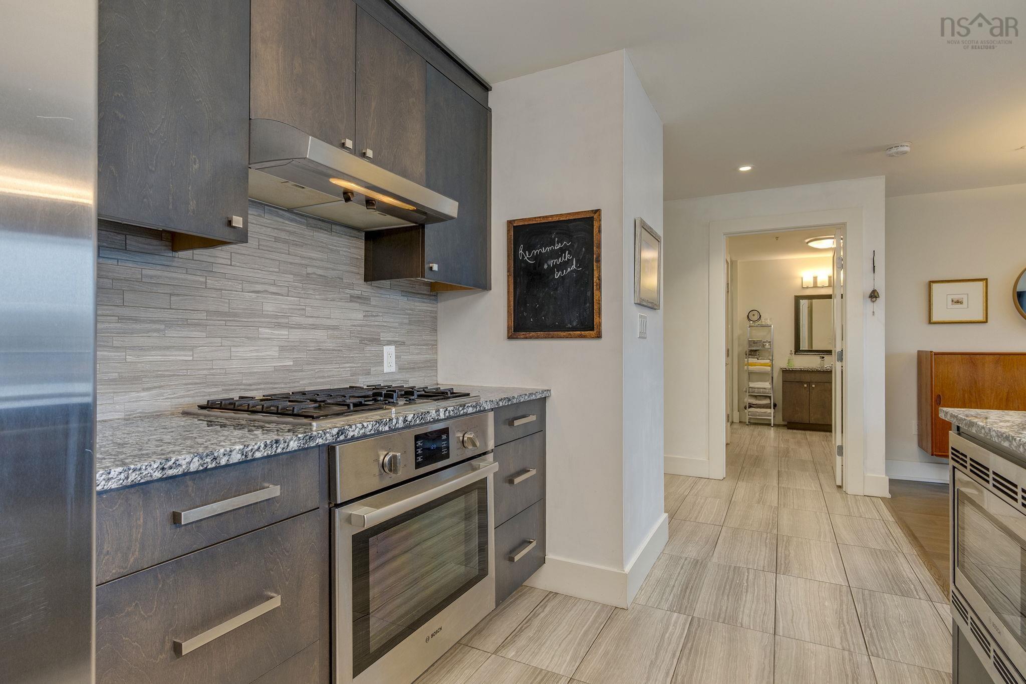 401 67 Kings Wharf Place, Dartmouth, NS (MLS 202527799)