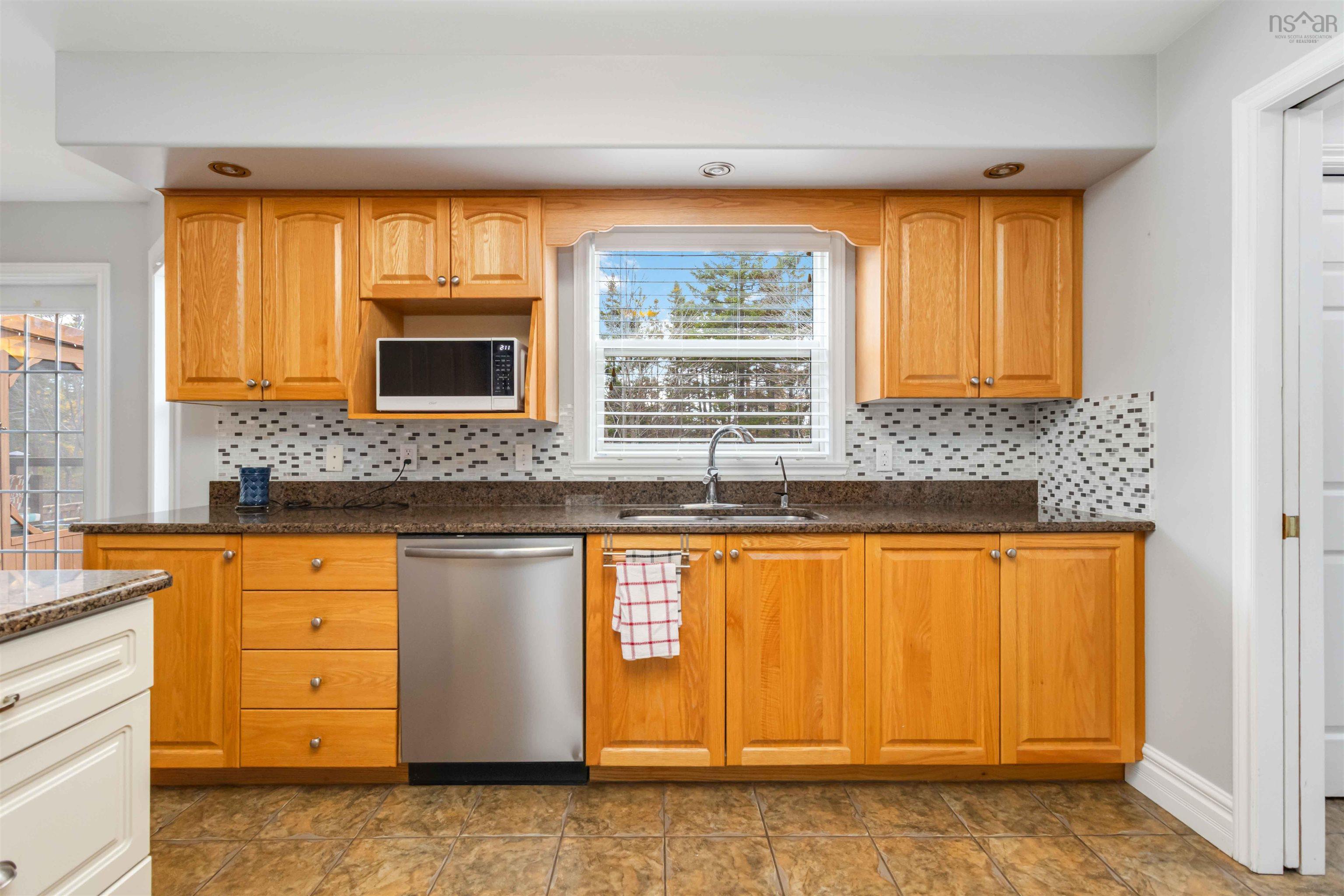 31 Piggott Avenue, Fall River, NS (MLS 202527806)