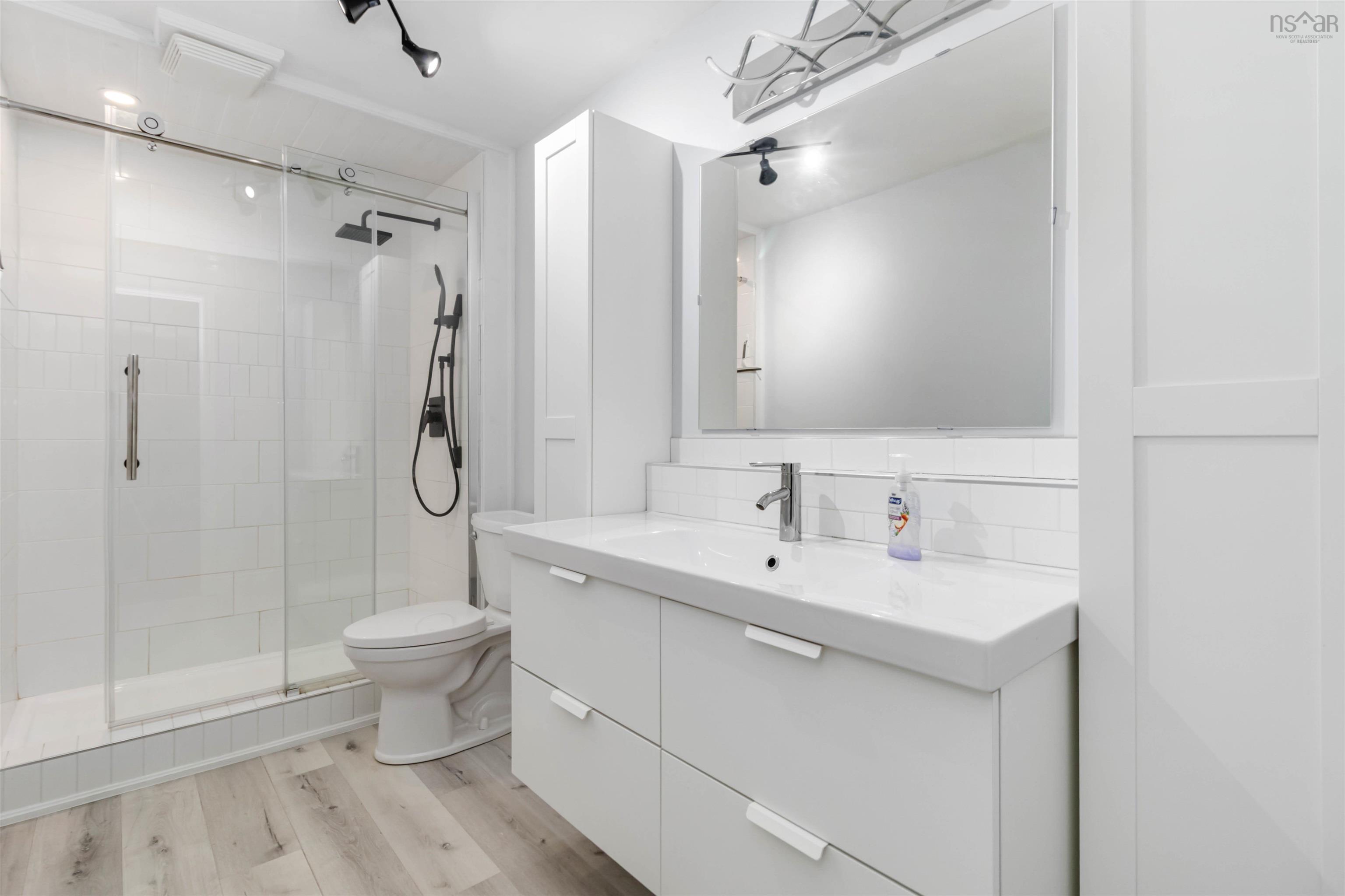 31 Piggott Avenue, Fall River, NS (MLS 202527806)